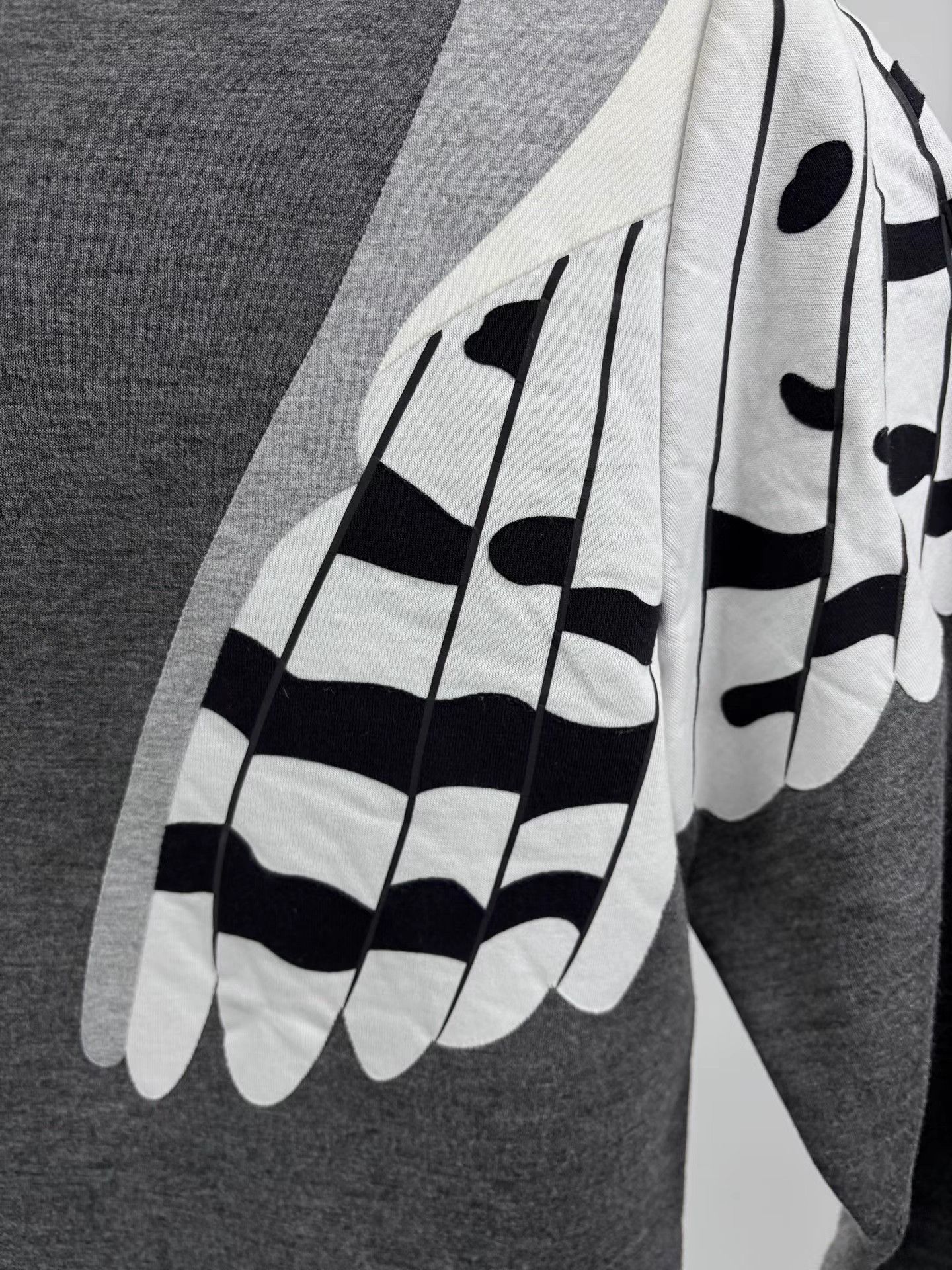 Valentino VALENTINO Gray Owl Long Sleeve Sweatshirt Size US XS / EU 42 / 0 - 3 Thumbnail