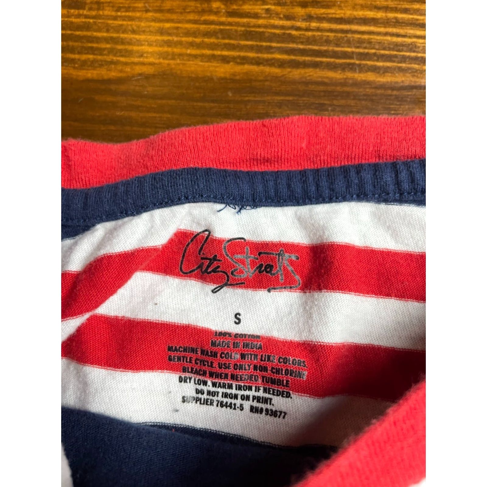 Vintage City Streets Shirt Mens Small Red White Blue Striped United States of America Size US S / EU 44-46 / 1 - 6 Thumbnail