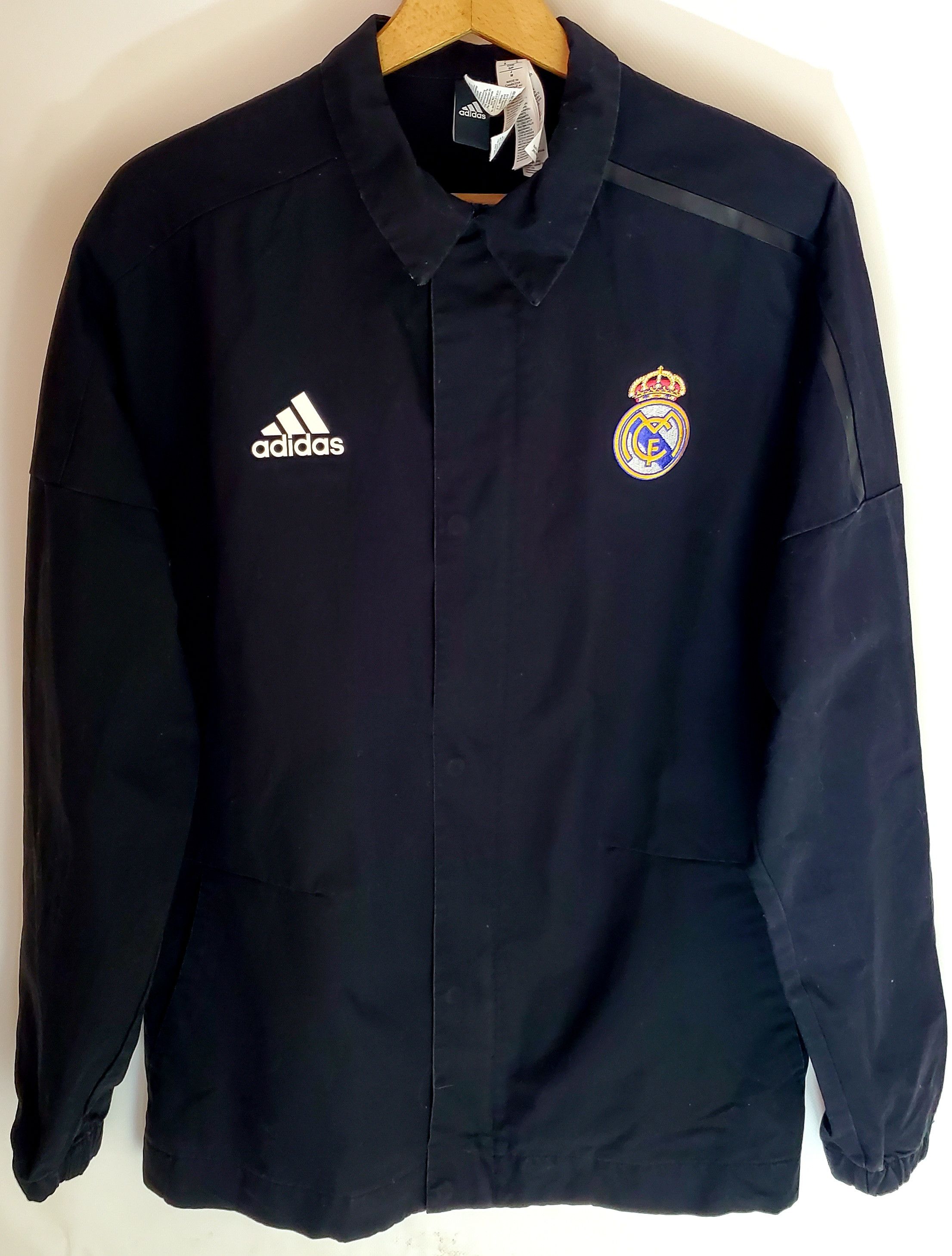 Adidas adidas Real Madrid 17/18 jasket size S.M perfect condition Size US S / EU 44-46 / 1 - 2 Thumbnail