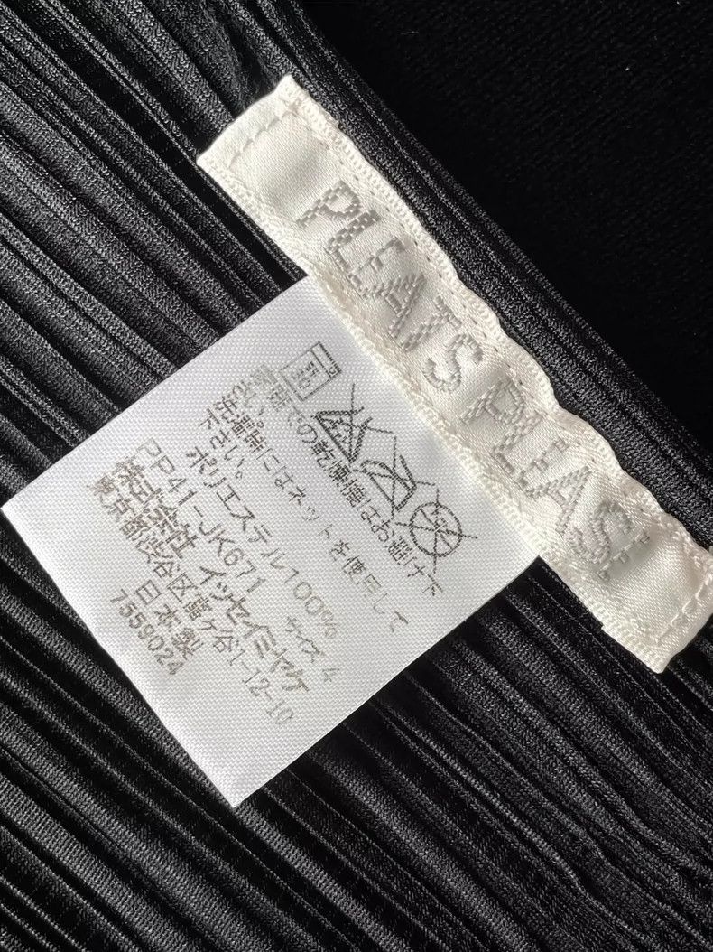 Issey Miyake Issey Miyake size:4 Black pleated magic dress Size S / US 4 / IT 40 - 8 Thumbnail