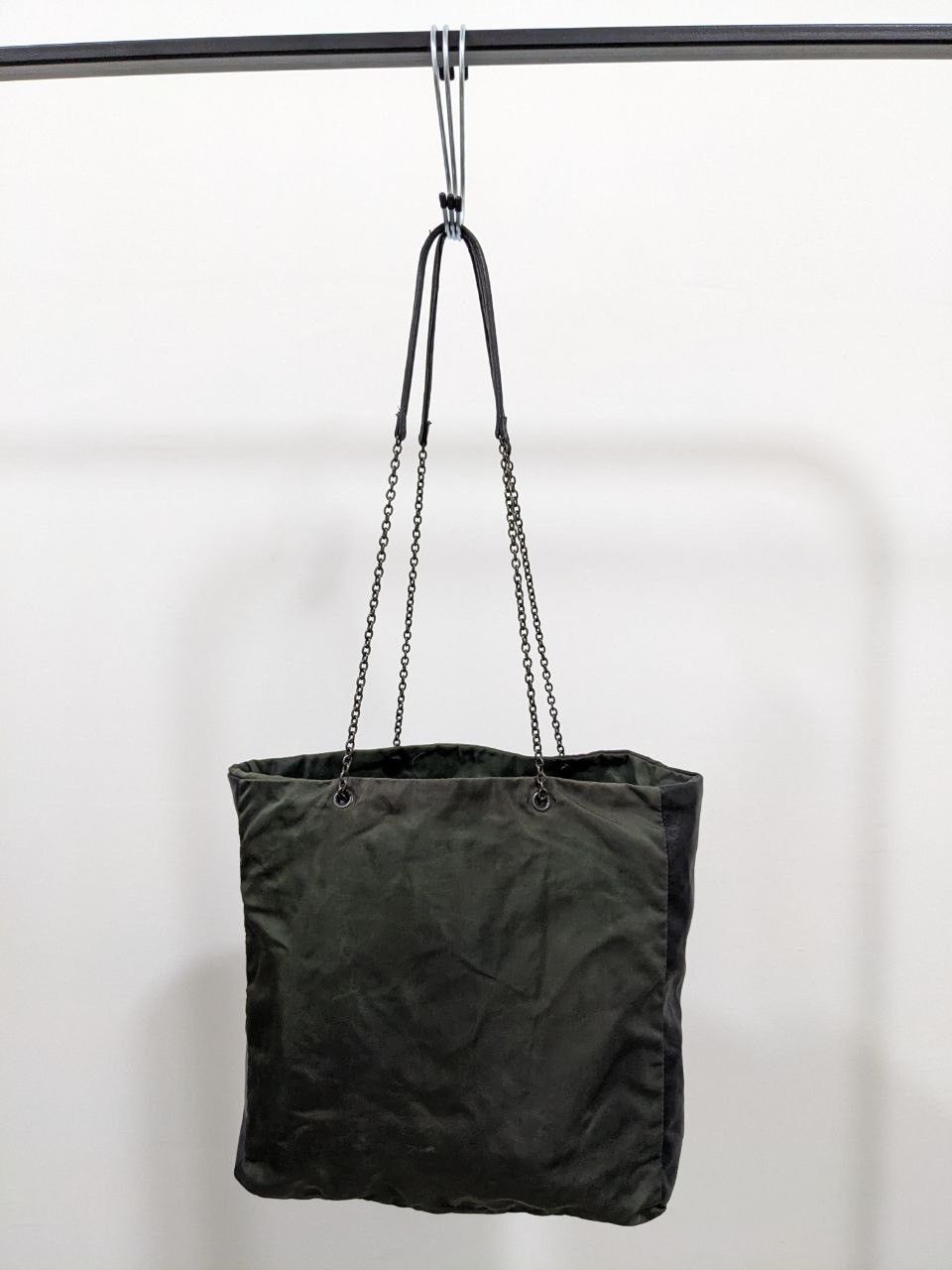 Prada VINTAGE PRADA LEATHER AND NYLON TOTE WITH EMBROIDERED FLOWER Size ONE SIZE - 2 Thumbnail