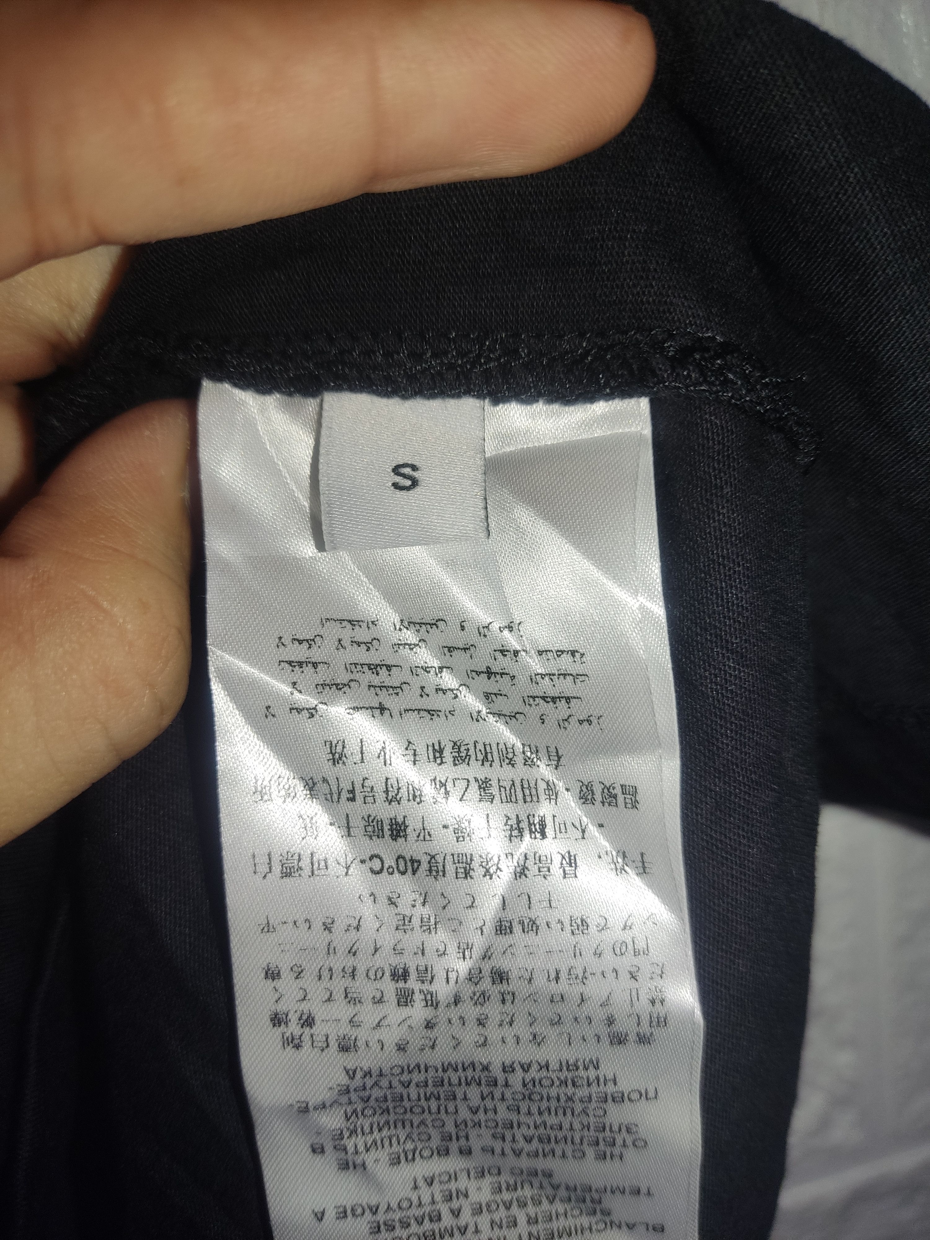 Christopher Kane Christopher Kane T-shirt With Crystal Size US L / EU 52-54 / 3 - 6 Thumbnail