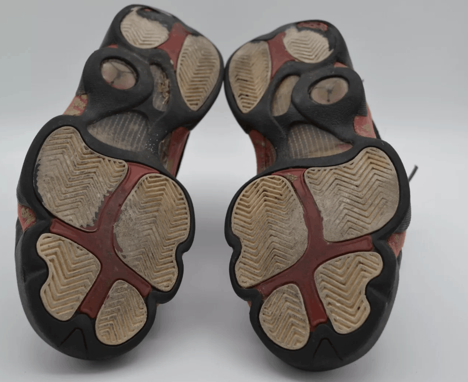 Jordan Brand Jordan 13 breds 414574-004 7y Size US 7 / EU 40 - 5 Thumbnail
