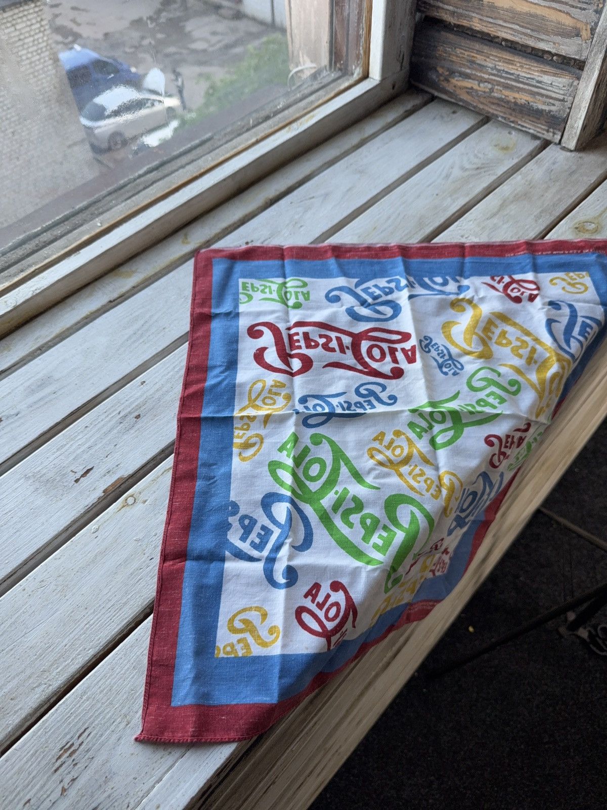 Coca Cola × Pepsi × Vintage Vintage Pepsi Cola Logo Bandana Handkerchief USA 1993 Promo Size ONE SIZE - 4 Thumbnail