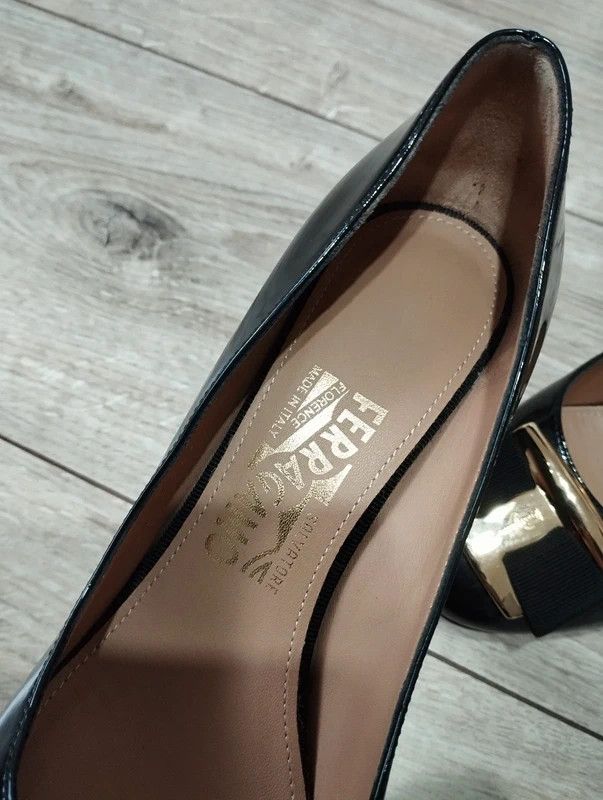 Salvatore Ferragamo Salvatore Ferragamo Heel Pump size 7,5 38 Size US 8 / IT 38 - 3 Thumbnail