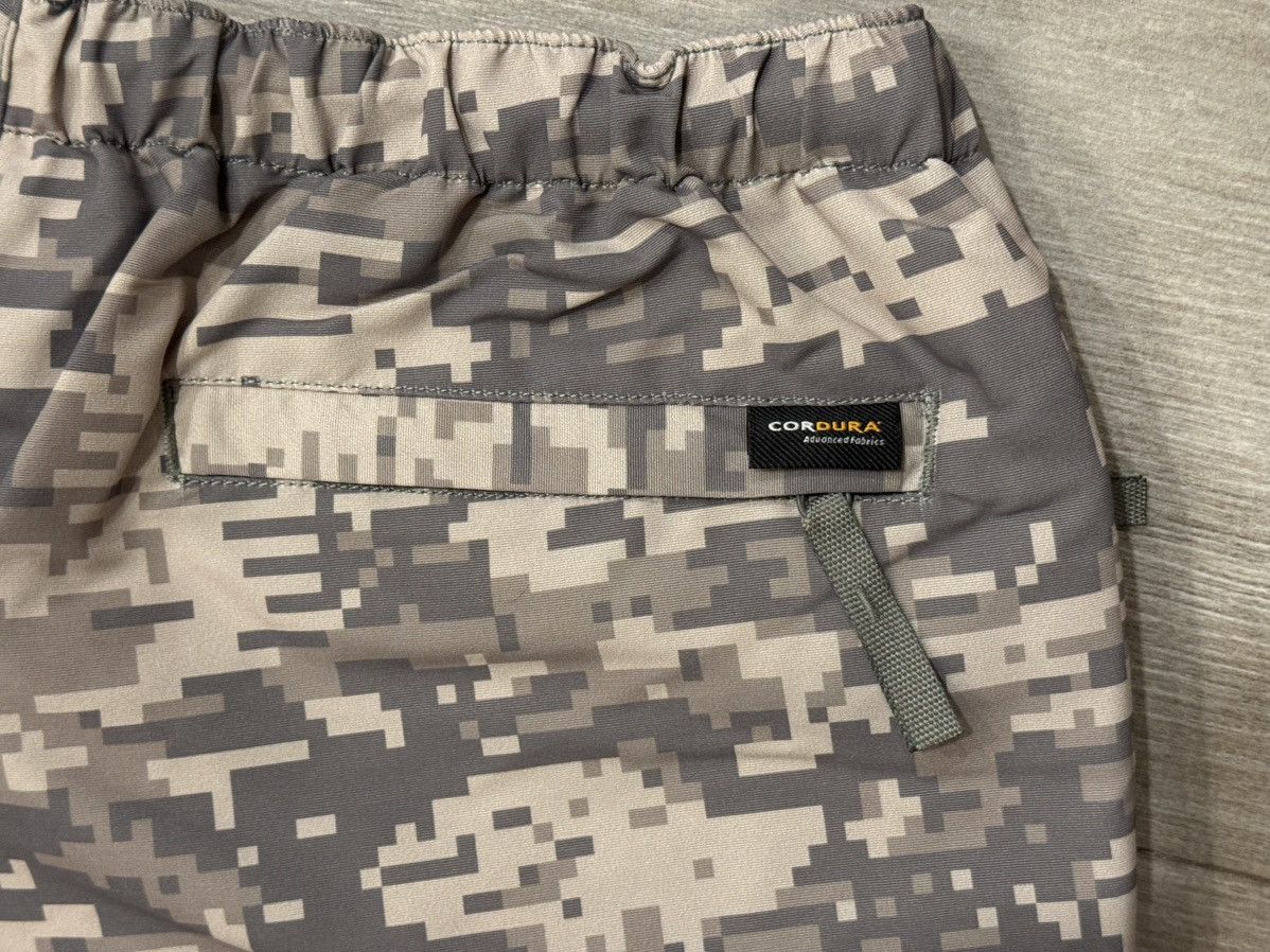 Stussy Men's Stussy Training Pant 116717 Digi Camo Size L Large New Size US 36 / EU 52 - 10 Thumbnail
