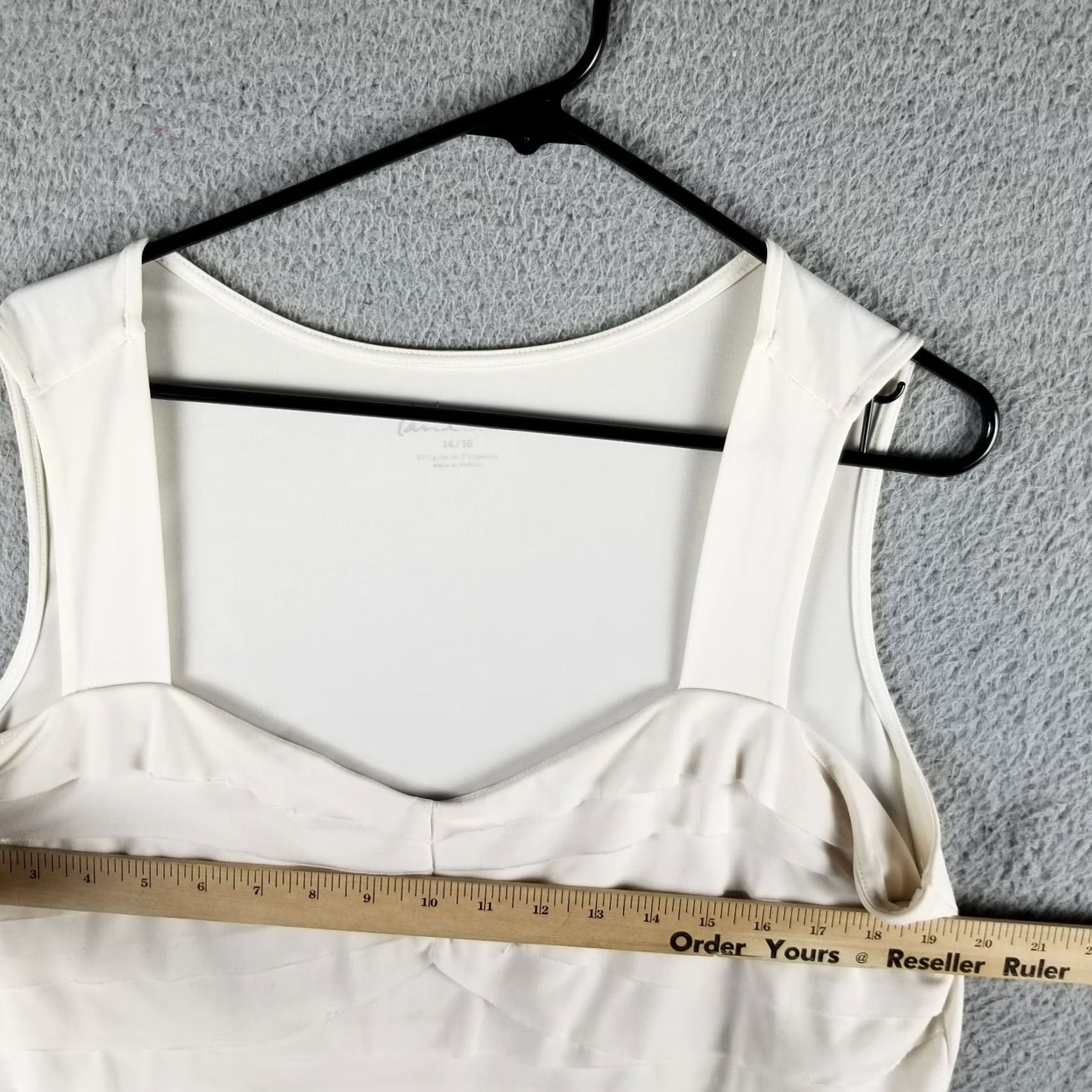 Vintage Lane Bryant Blouse Shirt Woman 14/16 Ivory Knit Sleeveless V-Neck Ruffle Solid Size Woman 14/16 Vintage: No Size XL / US 12-14 / IT 48-50 - 5 Thumbnail
