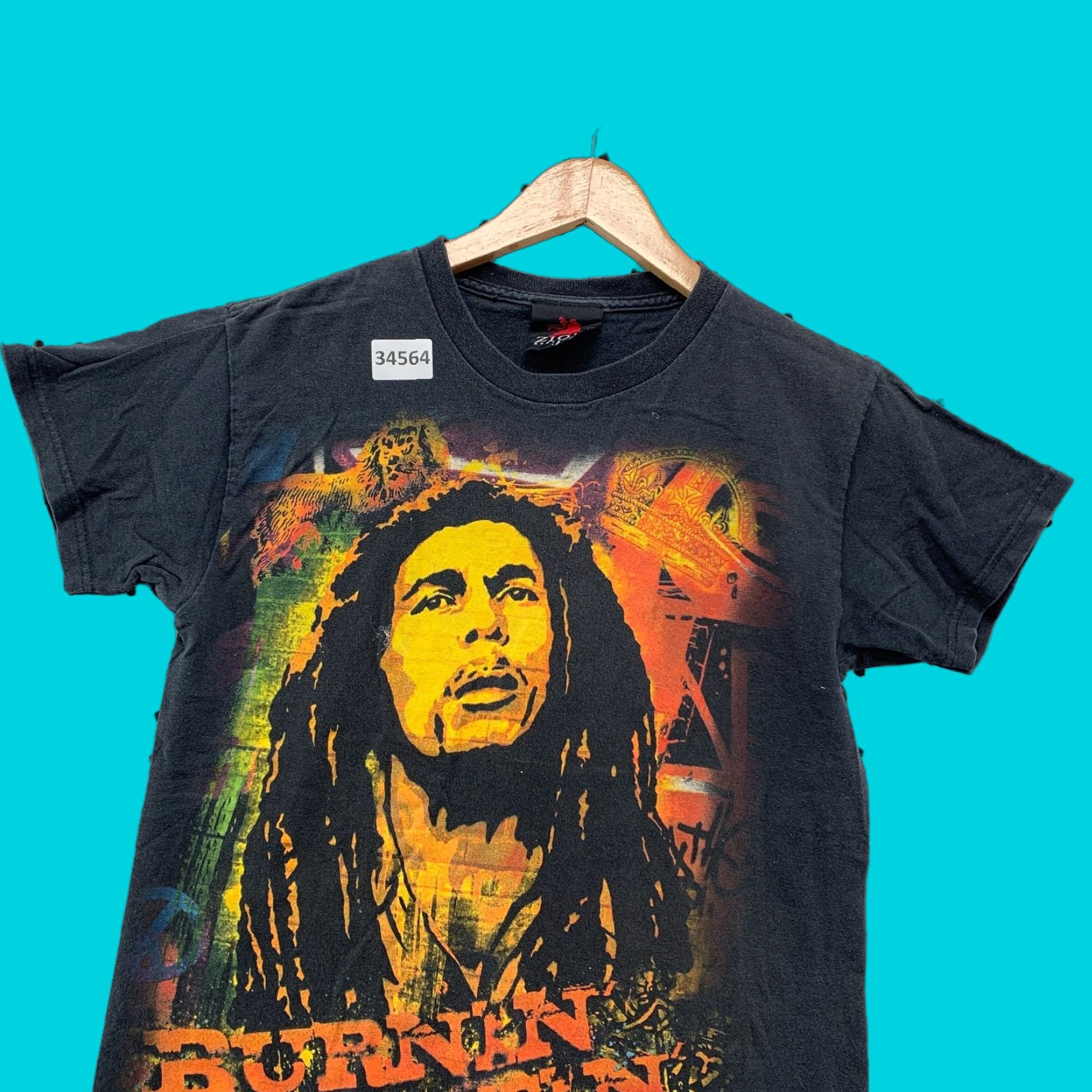 Vintage Vintage Bob Marley Shirt Mens Small Black Burnin And Lootin Short Sleeve 17x25.5 Size US S / EU 44-46 / 1 - 1 Thumbnail
