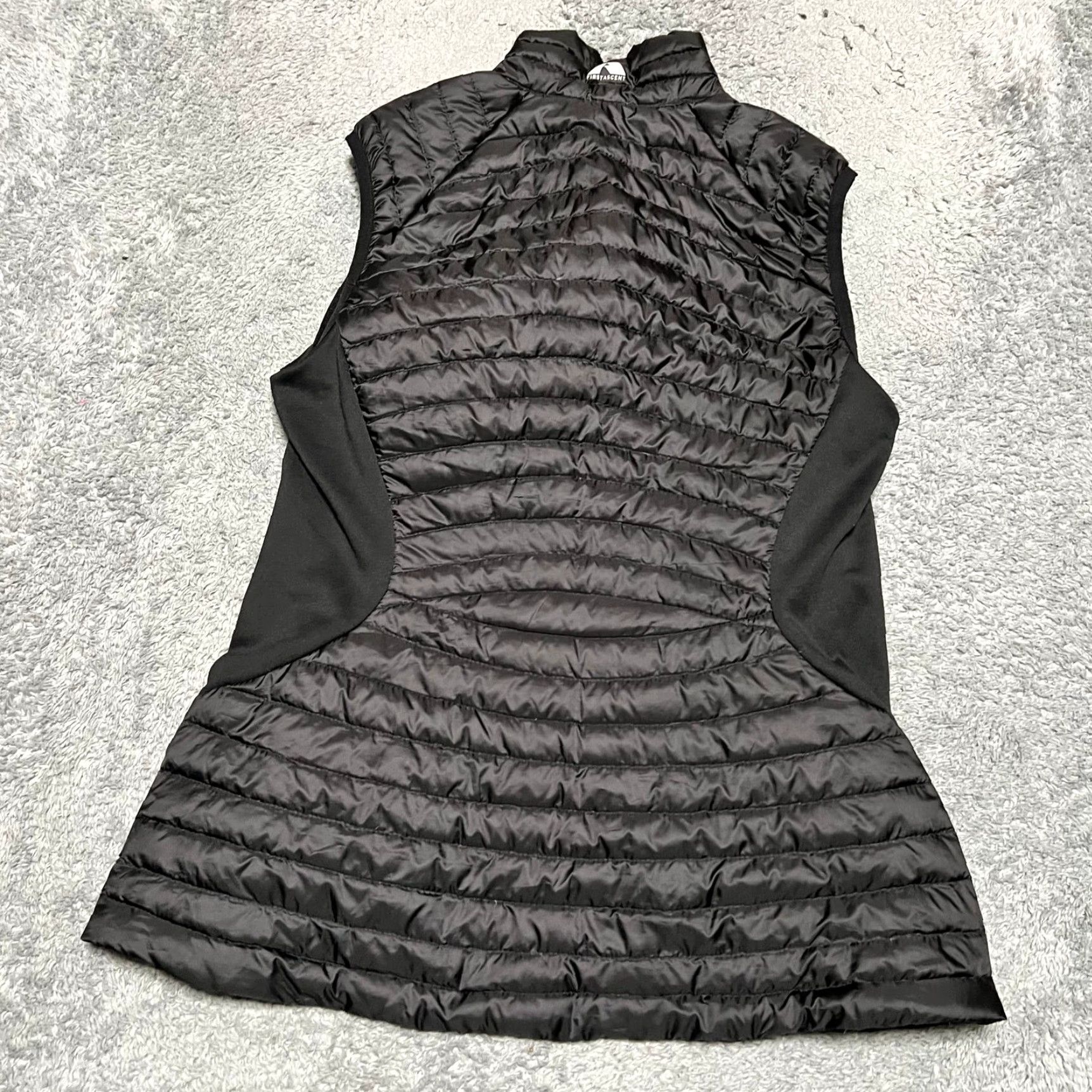 Eddie Bauer VINTAGE Eddie Bauer Vest Womens Small First Ascent Stormdown 800 Down Puffer Black Size S / US 4 / IT 40 - 3 Thumbnail
