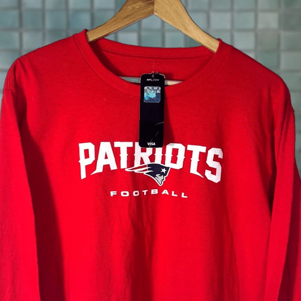 NFL Majestic New England Patriots Shirt Long Sleeve Front Logo NFL Red XL Mens Size US XL / EU 56 / 4 - 1 Thumbnail