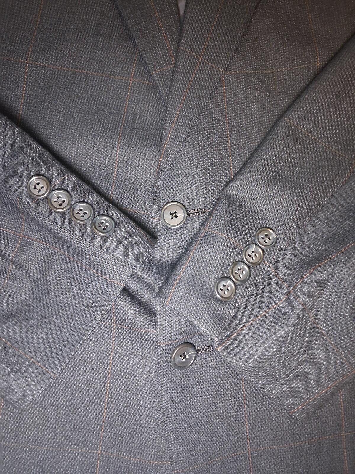Hart Schaffner Marx Hart Schaffner Marx 2 Piece Suit 46L 40x30 Gray Check Wool Size 46L - 7 Thumbnail