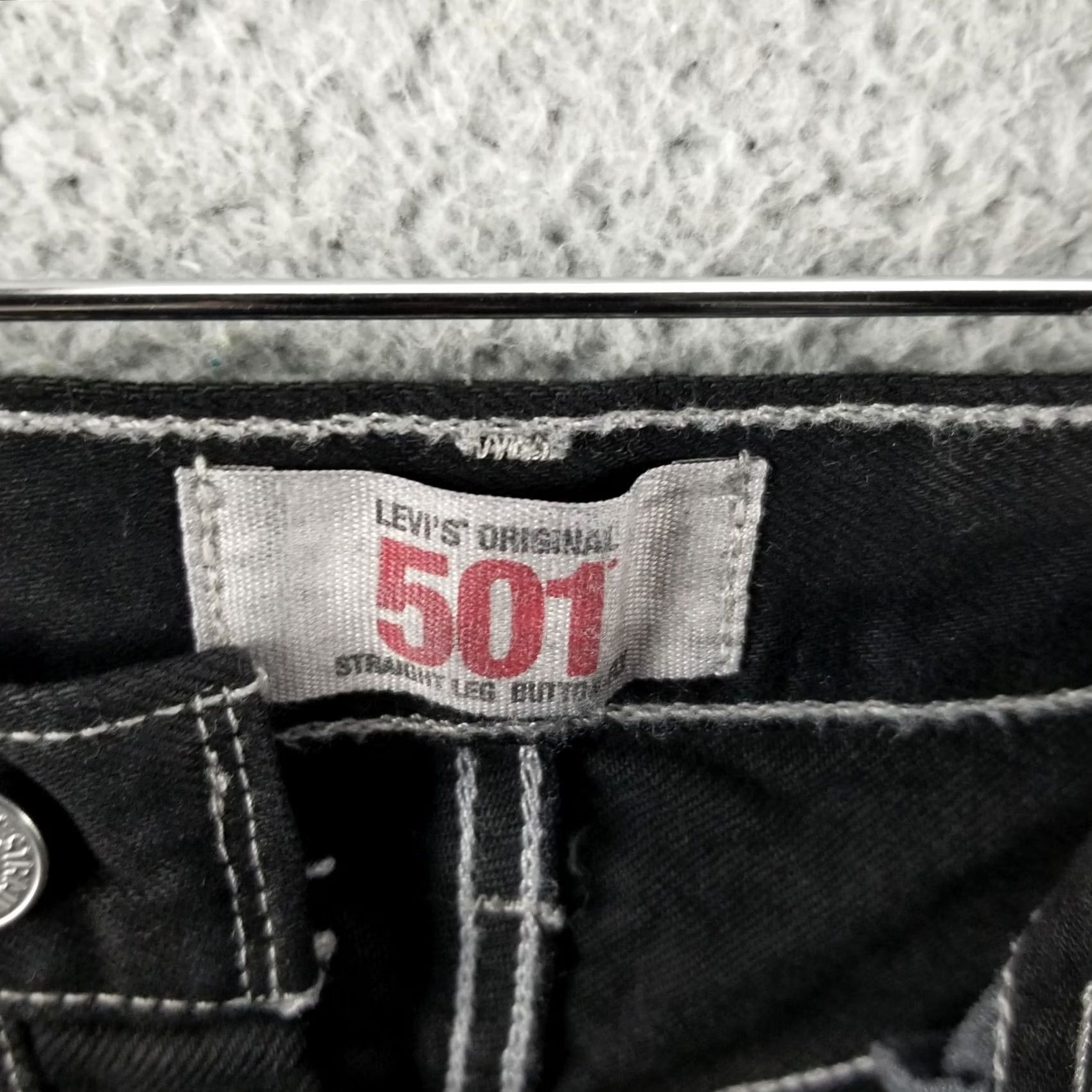 Levi's VINTAGE Levi's 501 Jeans Men Black Denim Button Fly 30X31 Regular Waist 30 Inseam Denim Black Tag 5-Pocket Comfort Easy Care Pockets Modern Fit Mens Size US 30 / EU 46 - 3 Thumbnail