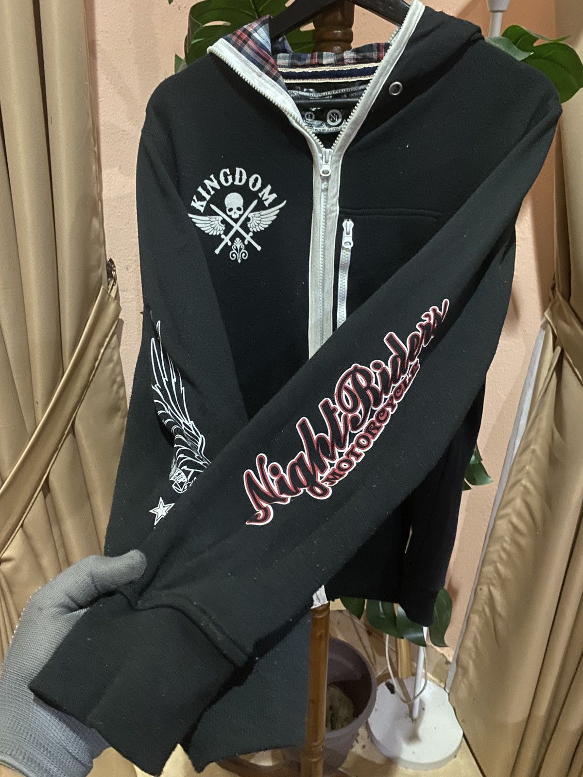Other VINTAGE Y2K KINGDOM FULL ZIPPER HOODIE Size US M / EU 48-50 / 2 - 5 Thumbnail