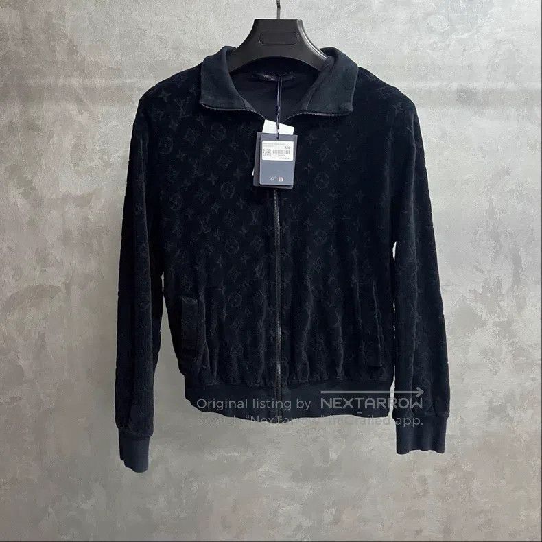 Louis Vuitton Louis Vuitton Black Solid Full Print Lapel Zip Jacket Size US M / EU 48-50 / 2 - 1 Thumbnail