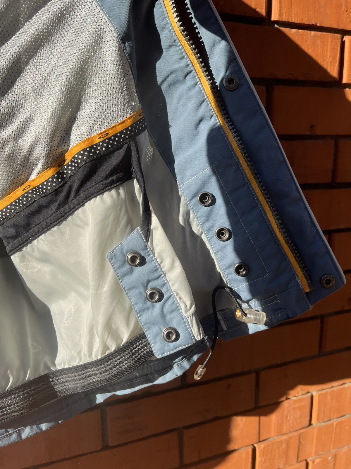 Oakley Oakley vintage Ski Jacket Blue y2k winter sport jacket 2000s Size US S / EU 44-46 / 1 - 9 Thumbnail