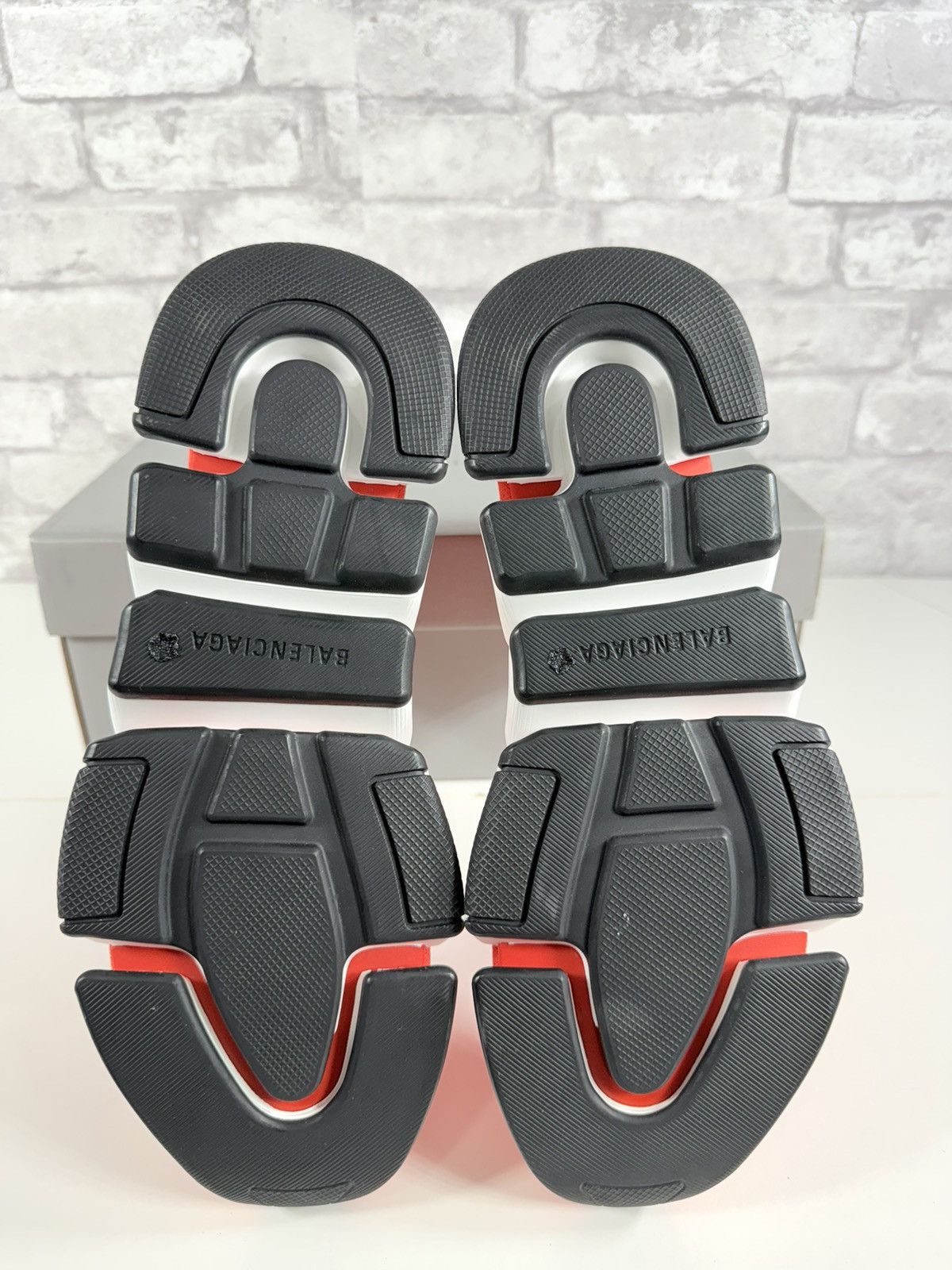 Balenciaga Balenciaga Sock Runners Size 8US/41EU Size US 8 / EU 41 - 6 Thumbnail