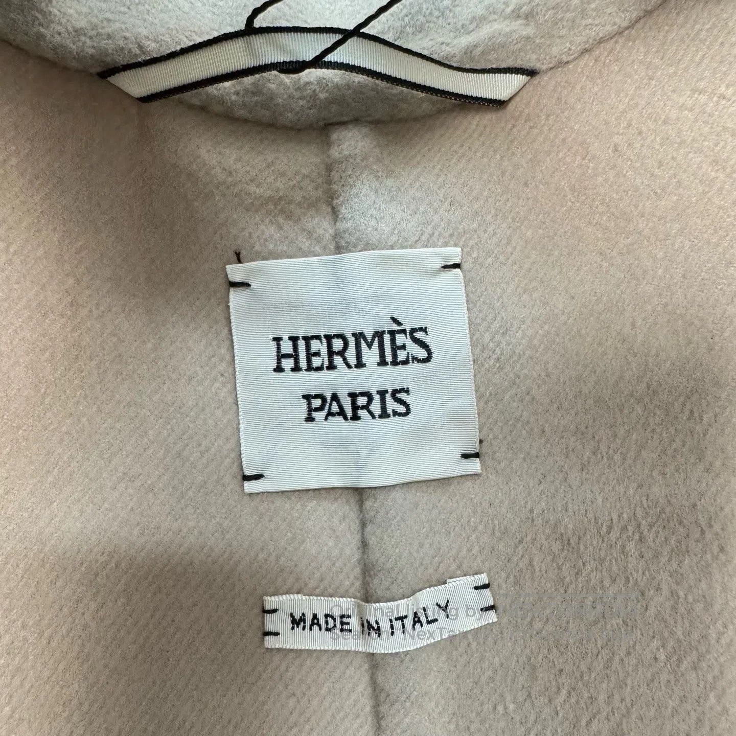 Hermes Hermes Beige-Grey Leather Patch Cashmere Vest Jacket| Size XXS / US 00 / IT 34 - 6 Thumbnail