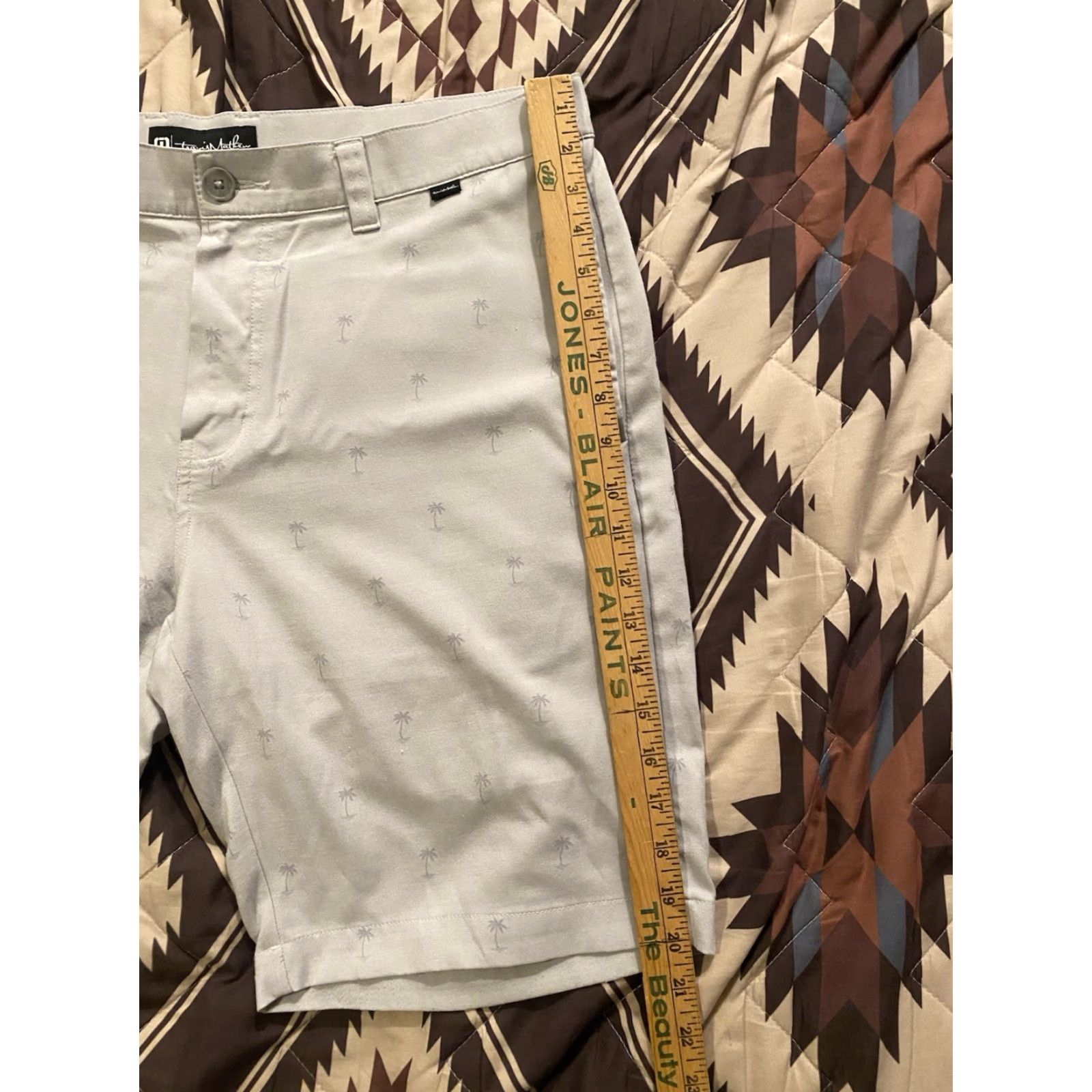 TravisMathew Travis Mathew Shorts Palm Tree Golf Performance Gray 10” Inseam Men’s Size 36 Size US 36 / EU 52 - 7 Thumbnail