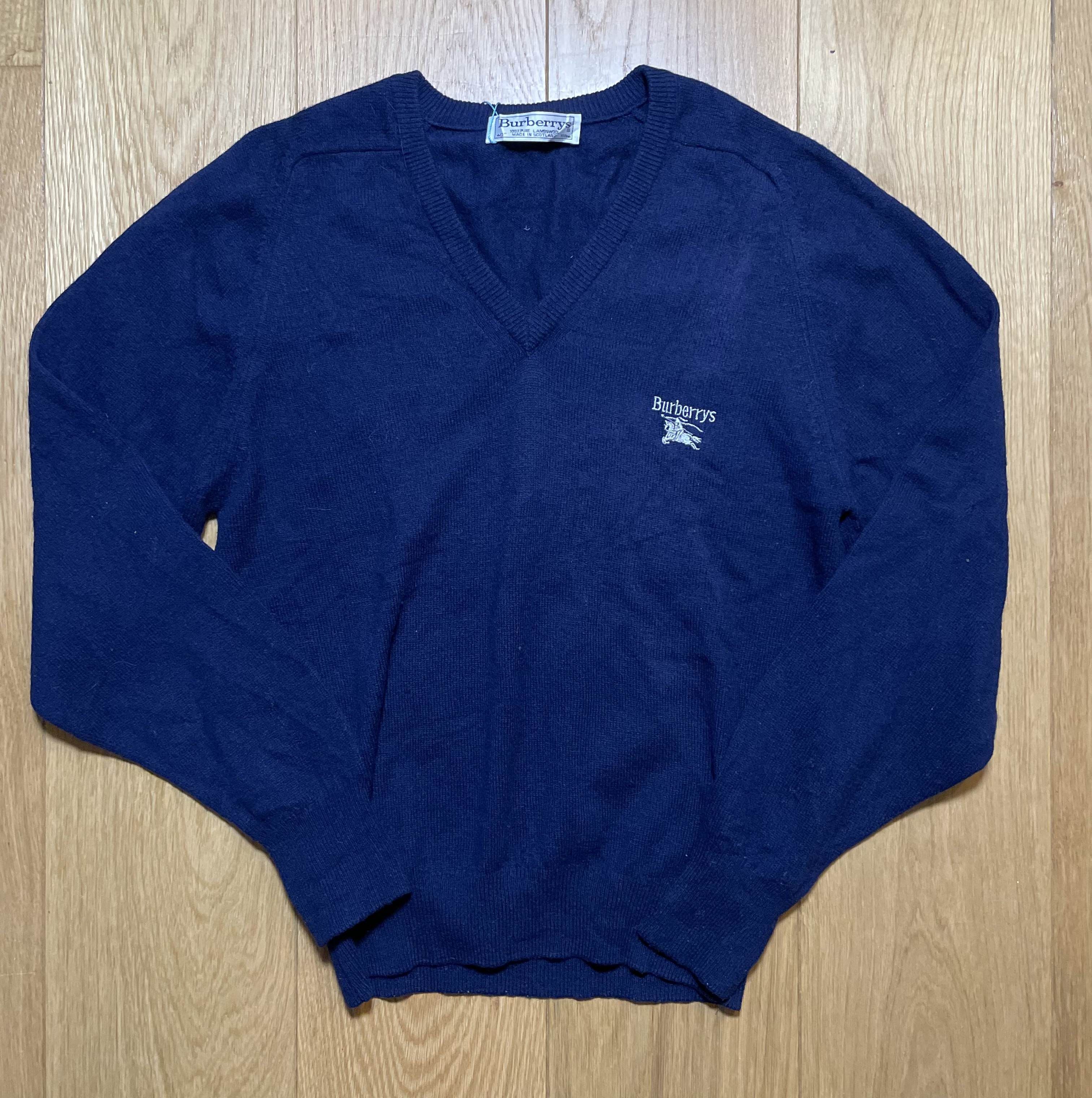 Burberry Vintage Burberrys Navy Wool V Neck Sweater Size US M / EU 48-50 / 2 - 1 Thumbnail