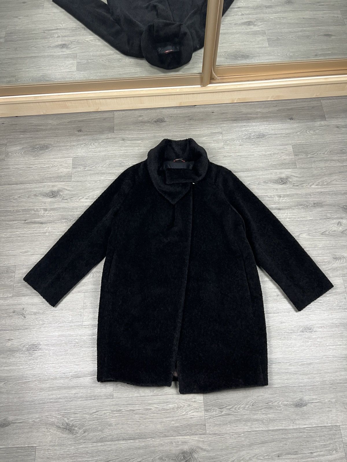 Max Mara Women’s Max Mara Alpaca Blend Coat Black Size L / US 10 / IT 46 - 2 Thumbnail