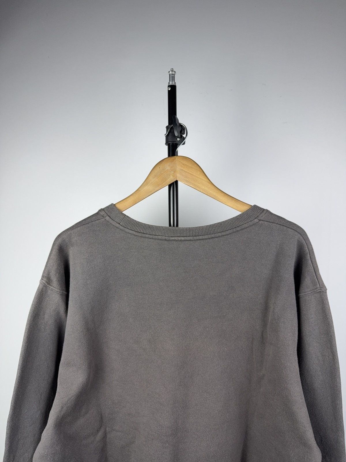 Reebok 90s Retro Reebok Vintage Faded Crewneck Sweatshirt Big Logo Size US L / EU 52-54 / 3 - 10 Thumbnail