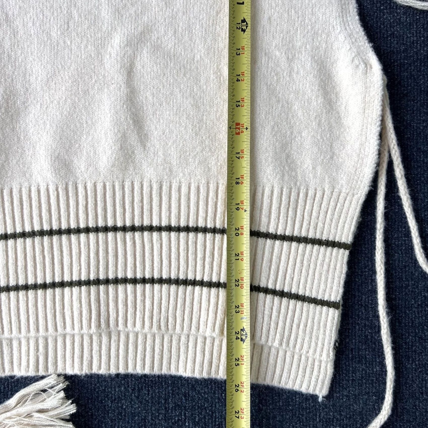 Free People VINTAGE Free People Sweater Vest Womens One Size Ivory V Neck Tie Sides Tassel Knit Size ONE SIZE - 3 Thumbnail