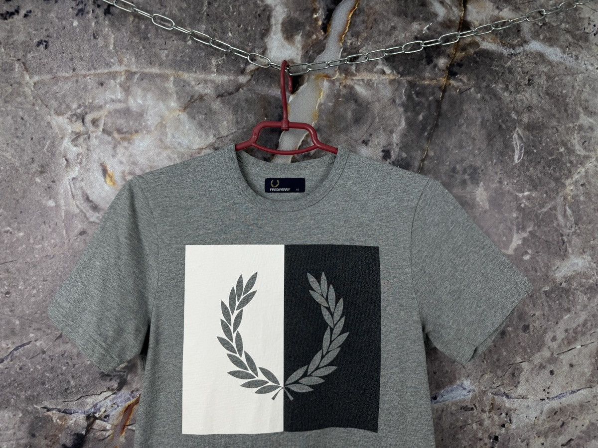 Lacoste Men’s Fred Perry T-Shirt Streetwear Big Logo Size XS Size US XS / EU 42 / 0 - 2 Thumbnail