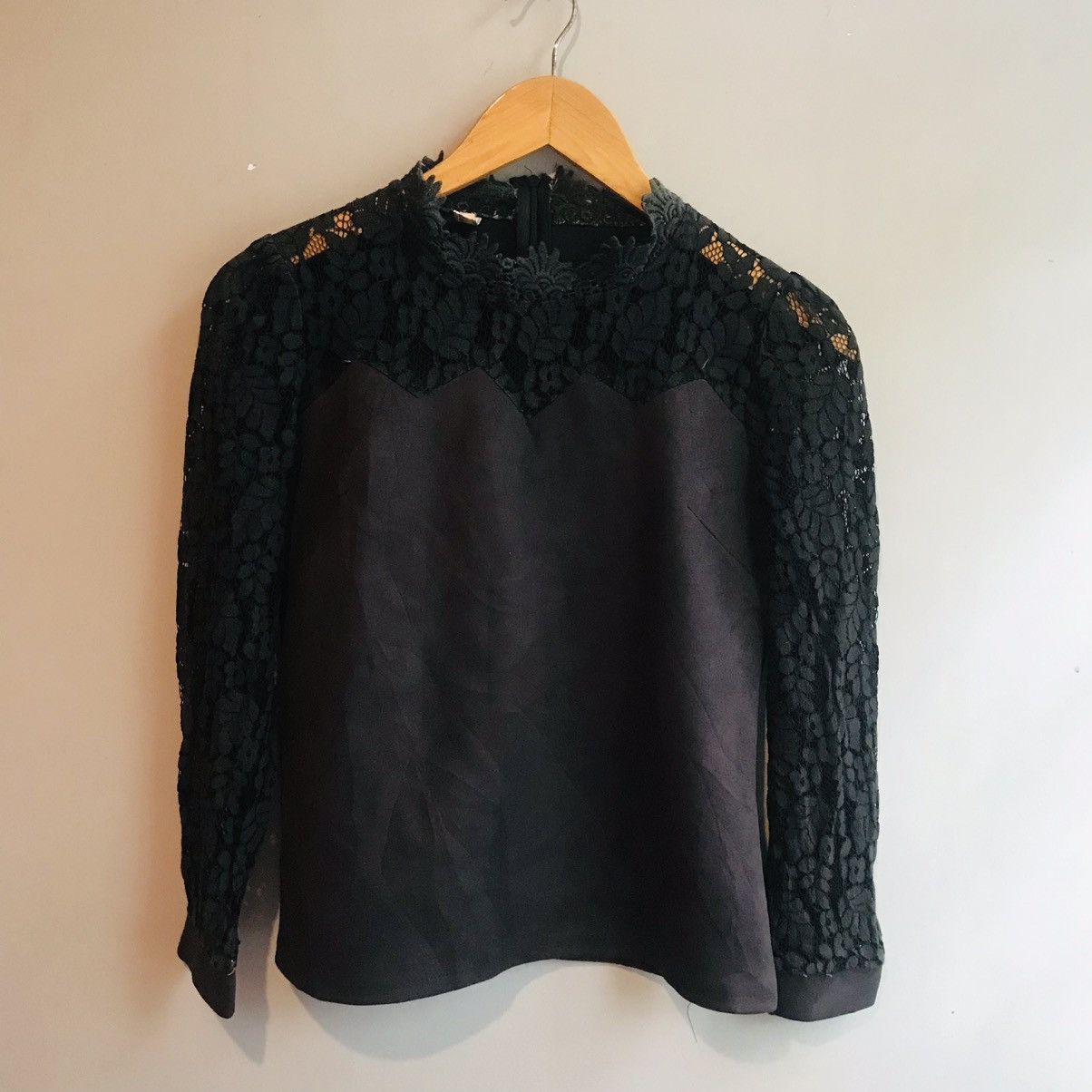 Seditionaries Floral Lace Upper Black Suede Top Size M / US 6-8 / IT 42-44 - 2 Thumbnail