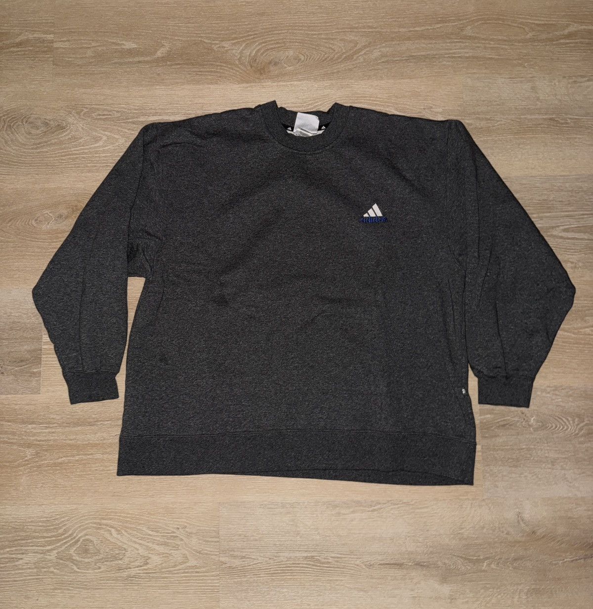 Adidas Vintage Adidas Grey Crewneck Sweatshirt Size US XXL / EU 58 / 5 - 1 Thumbnail