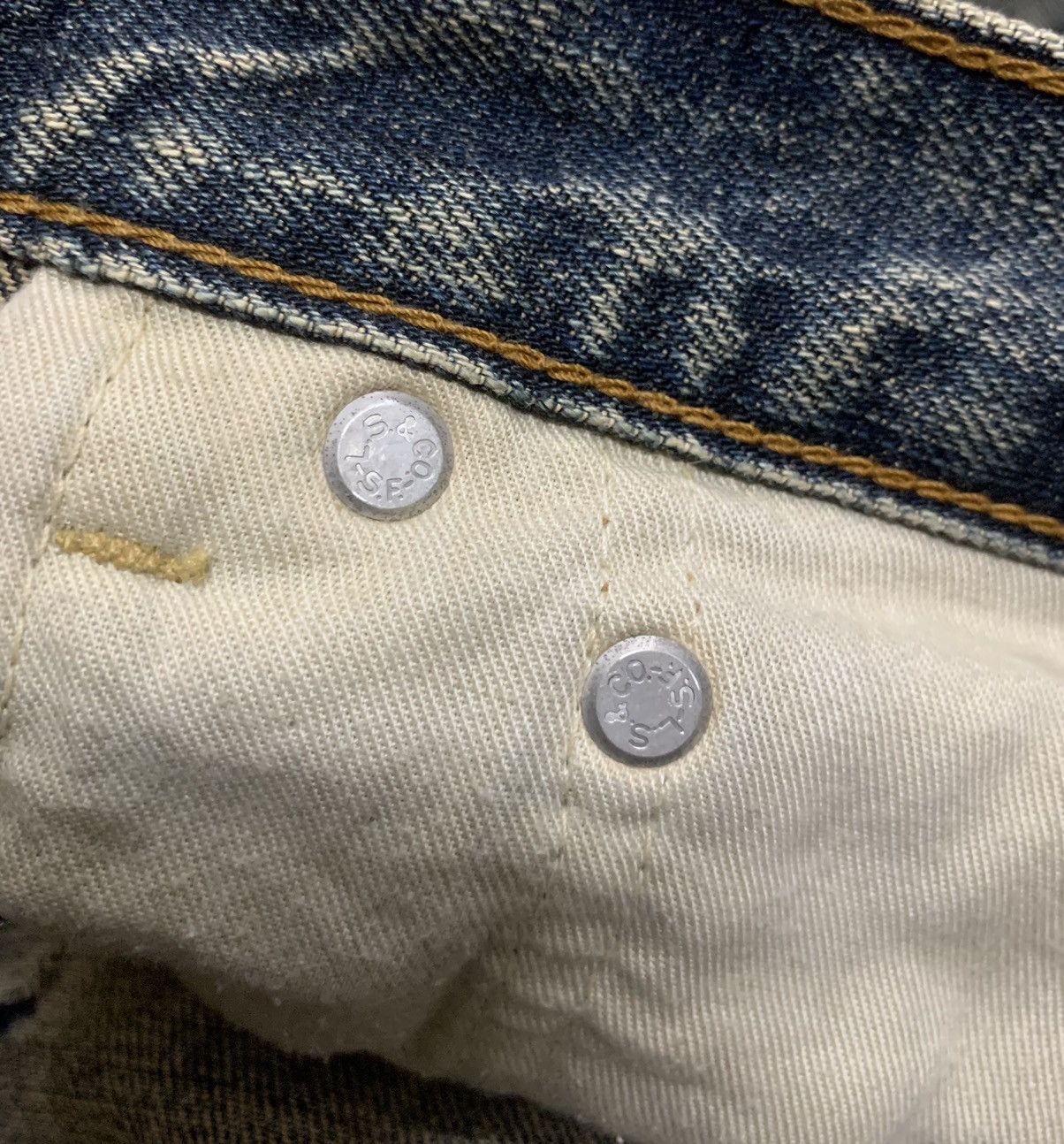 Levi's Vintage Levi’s 504 Faded Wash Denim Size US 33 - 12 Thumbnail