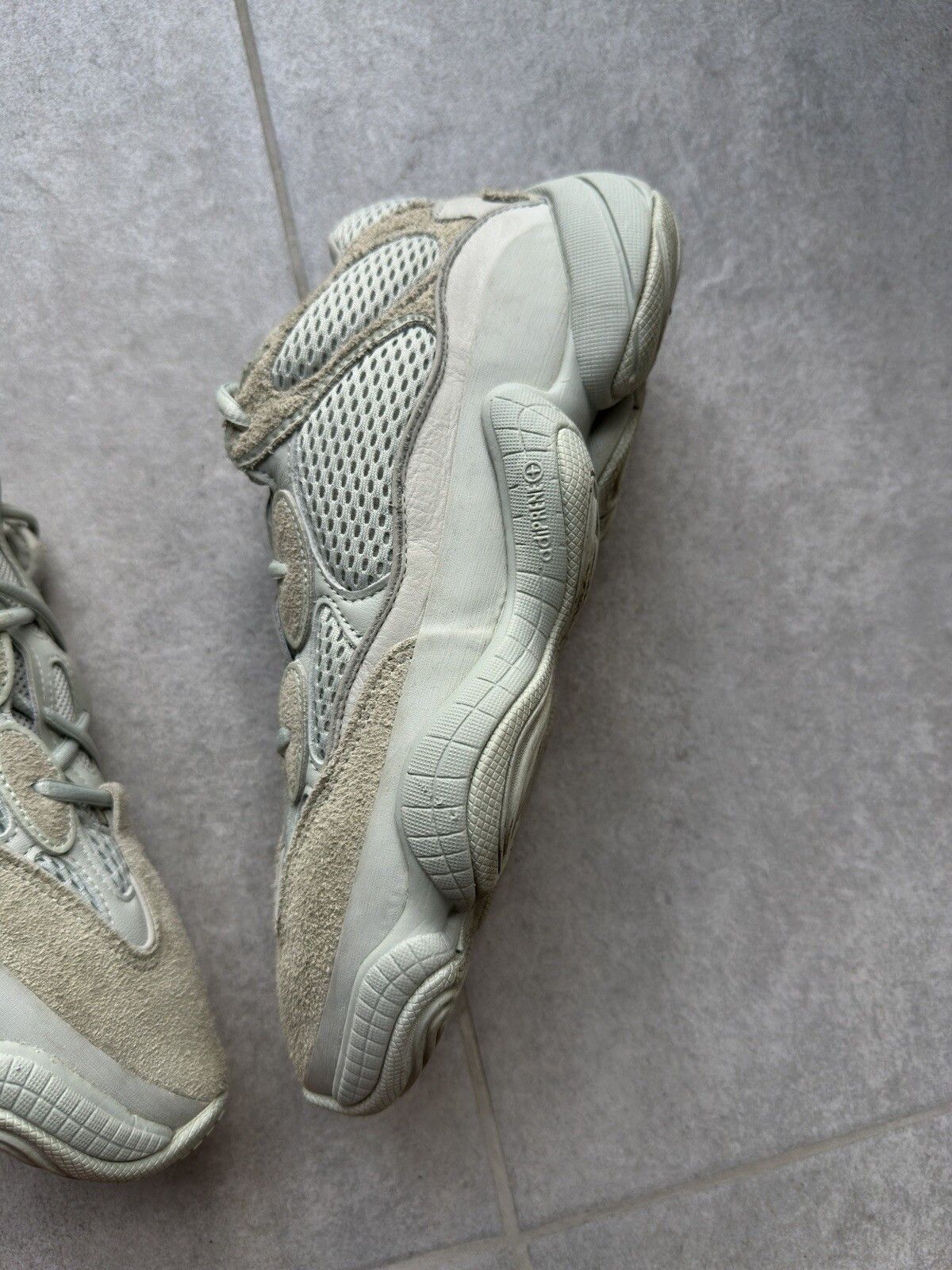 Adidas Adidas Yeezy 500 Low Kanye West EE7287 Salt US-9 Size US 9 / EU 42 - 4 Thumbnail