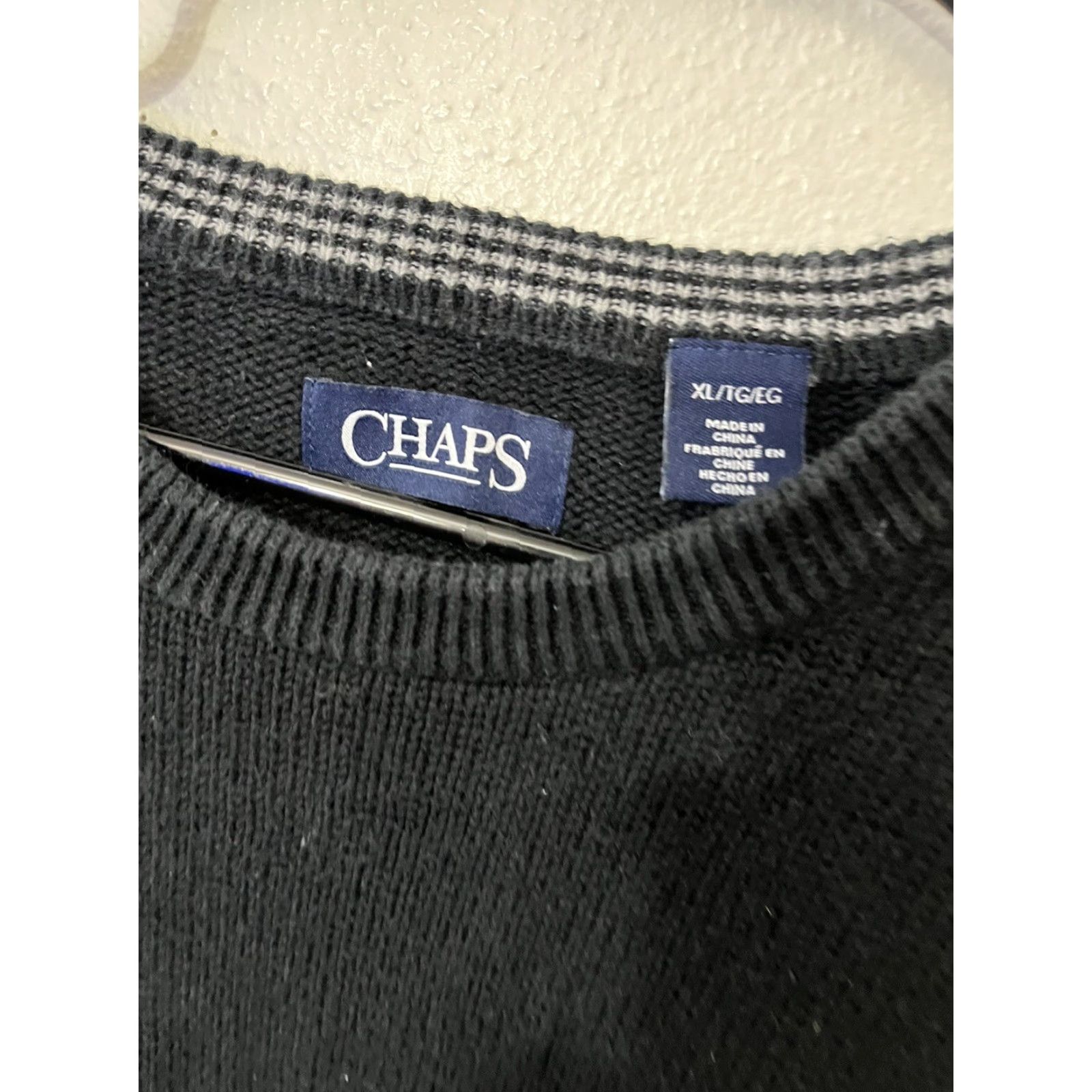 Chaps VINTAGE Chaps Ralph Lauren Long Sleeve Crew Neck Sweater XL Black 100% Cotton Heavyweight Logo Embroidered Mens Regular Knit Crewneck Sweater Size US XL / EU 56 / 4 - 3 Thumbnail