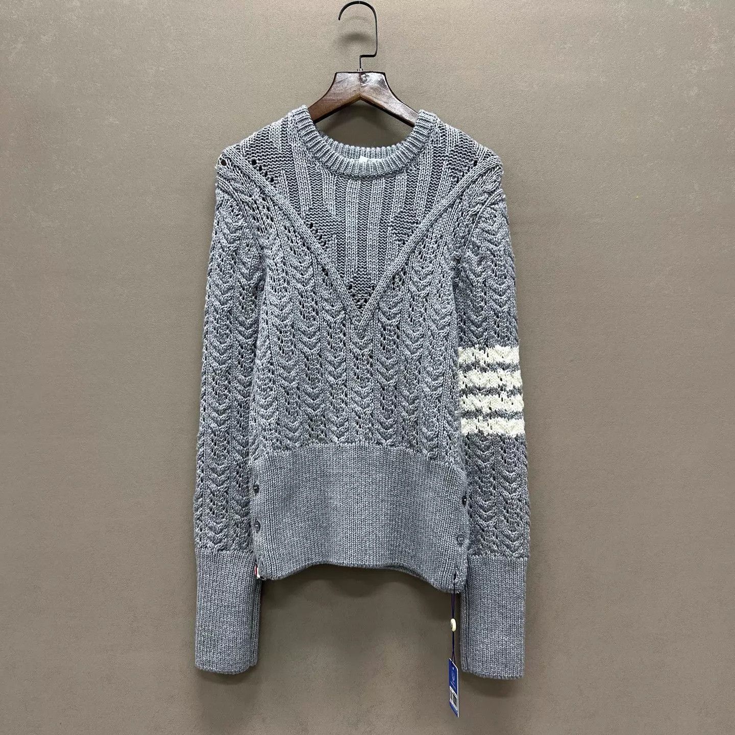 Thom Browne Thom Browne gray classic logo wool sweater 40 NWT Size S / US 4 / IT 40 - 1 Thumbnail