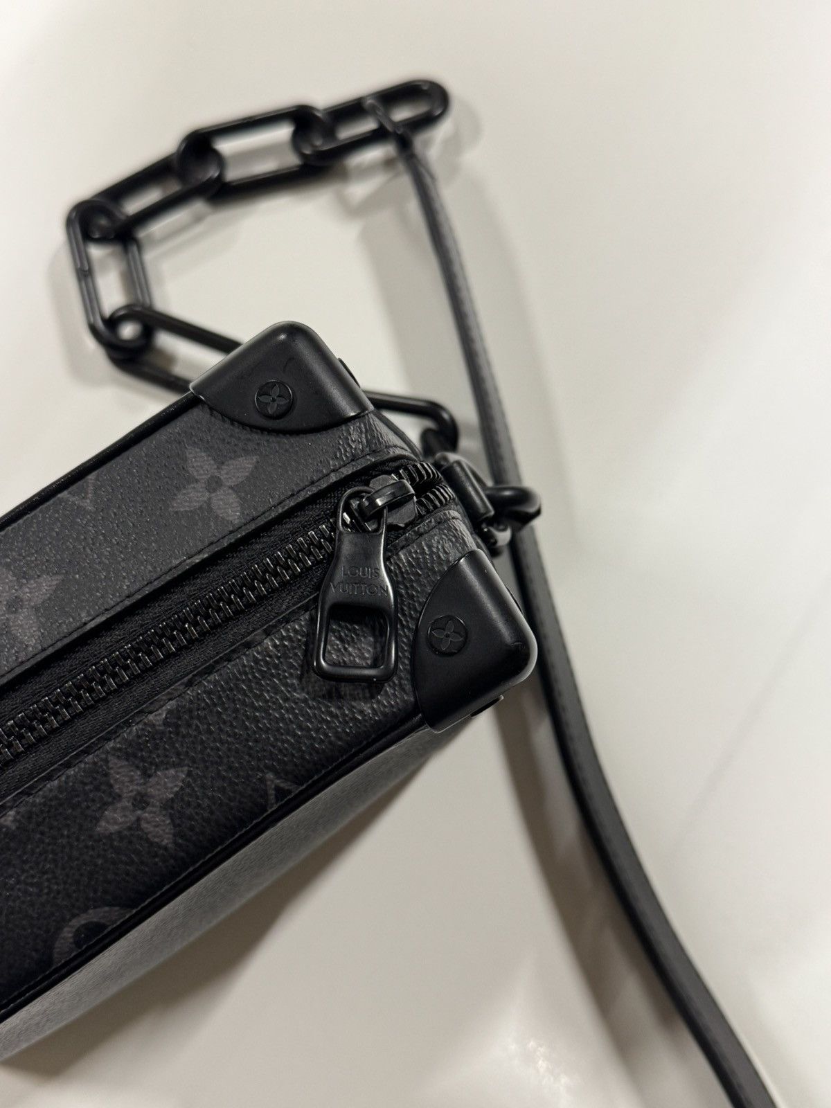 Louis Vuitton Louis Vuitton Eclipse Monogram Soft Trunk 3500$ Size ONE SIZE - 4 Thumbnail