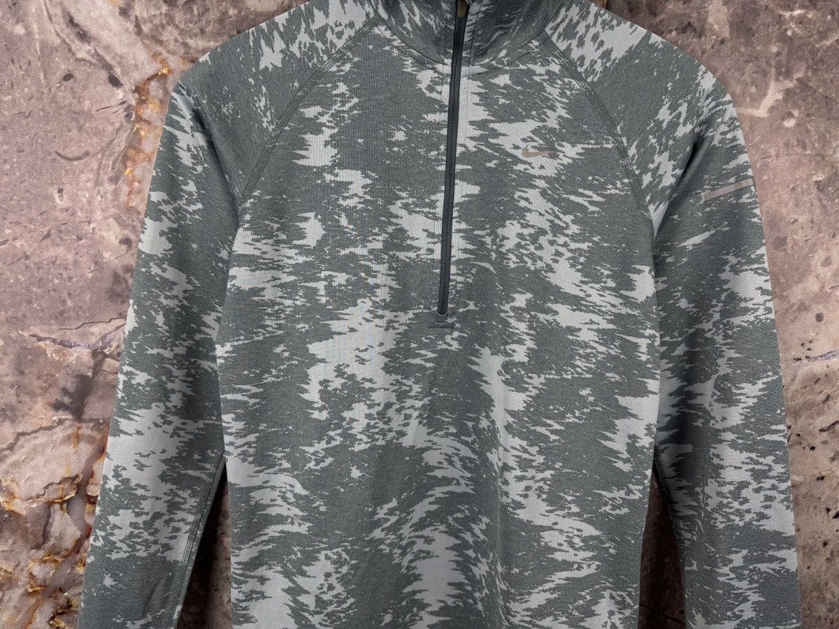 Nike Nike Training Half Zip Pullover Gray Camo Athletic Sweatshir Size M / US 6-8 / IT 42-44 - 3 Thumbnail