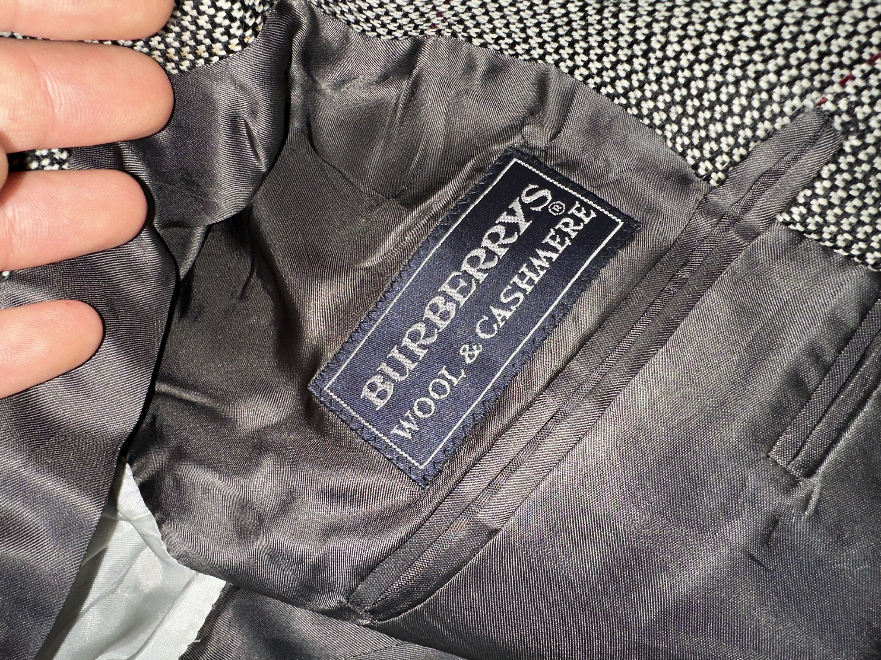 Burberry Burberrys Wool Cashmere Houndstooth Blazer Size 56 R Size 54R - 6 Thumbnail