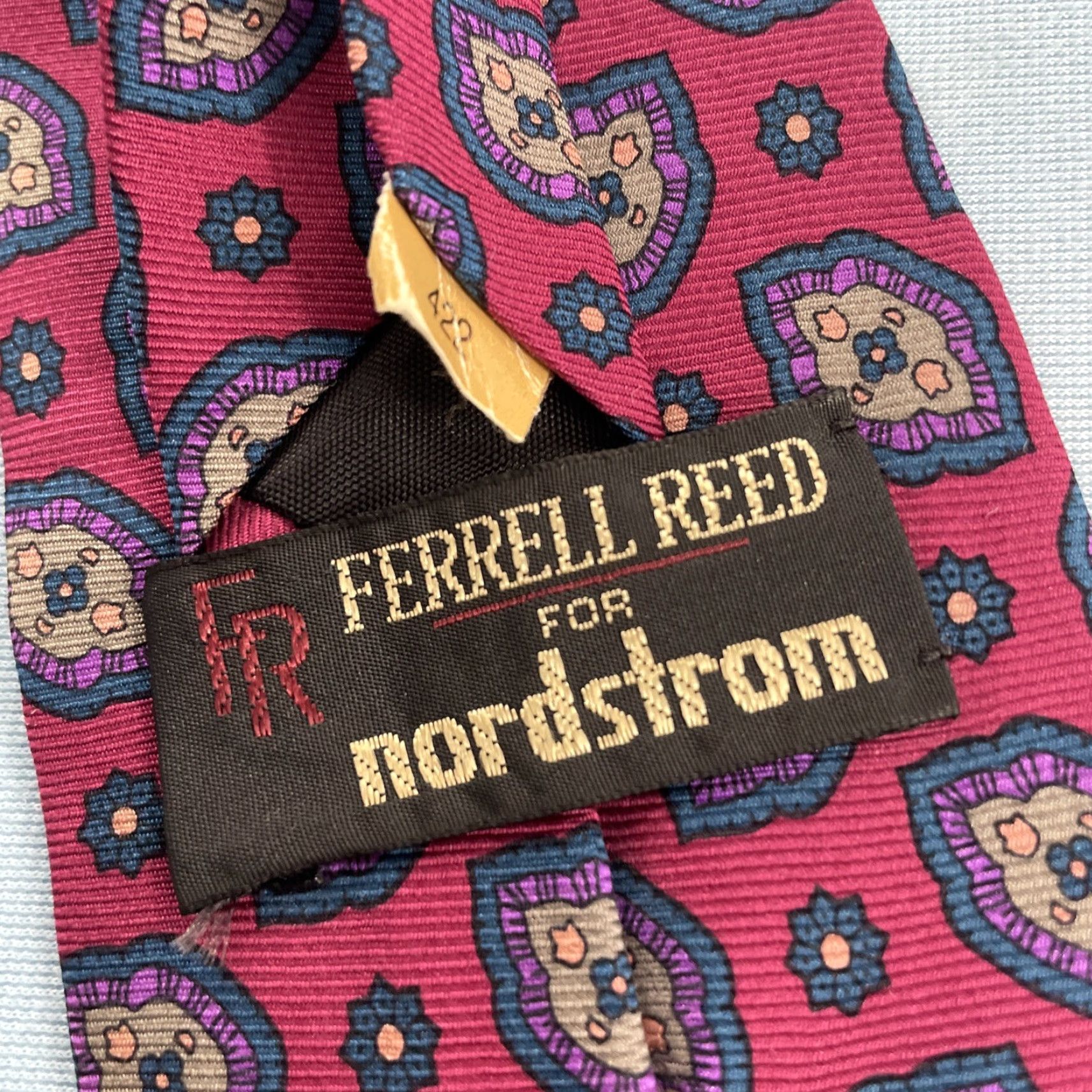 Vintage FERRELL REED Italy Silk Tie Sacred Shakra Geometry Pink Magenta Green vtg 3.5x60 Cap­sule Wide Necktie Men Pattern: Geometric Size ONE SIZE - 4 Thumbnail