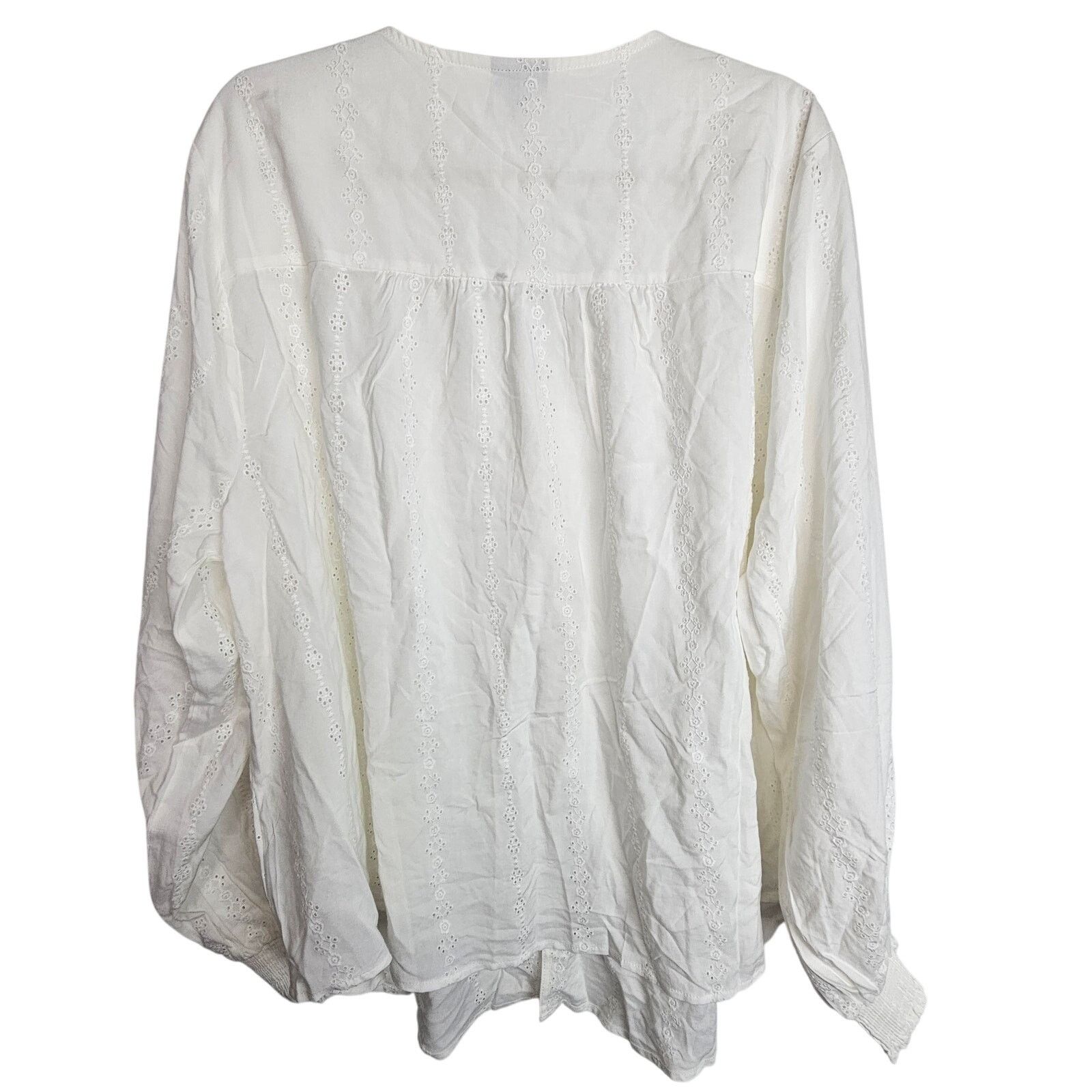 Torrid Torrid Eyelet Smocked Cuff Button Blouse Plus Size 2X Career Size XXL / US 16-18 / IT 52-54 - 8 Thumbnail