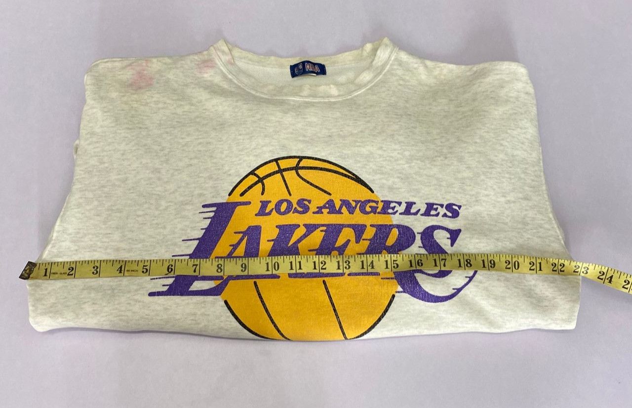 NBA Vintage 90s NBA Lakers Sweatshirt Size US L / EU 52-54 / 3 - 12 Thumbnail