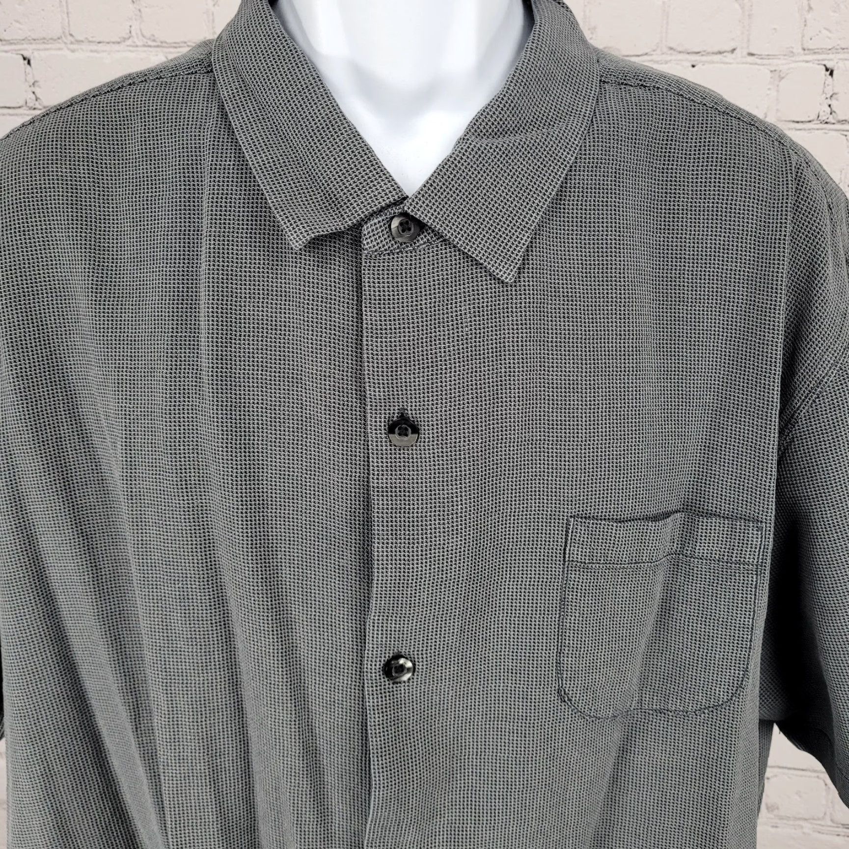 Tommy Bahama Tommy Bahama Grey Silk Cotton Button Up Short Sleeve Collared Pocket Shirt 3XL Size US XXL / EU 58 / 5 - 5 Thumbnail