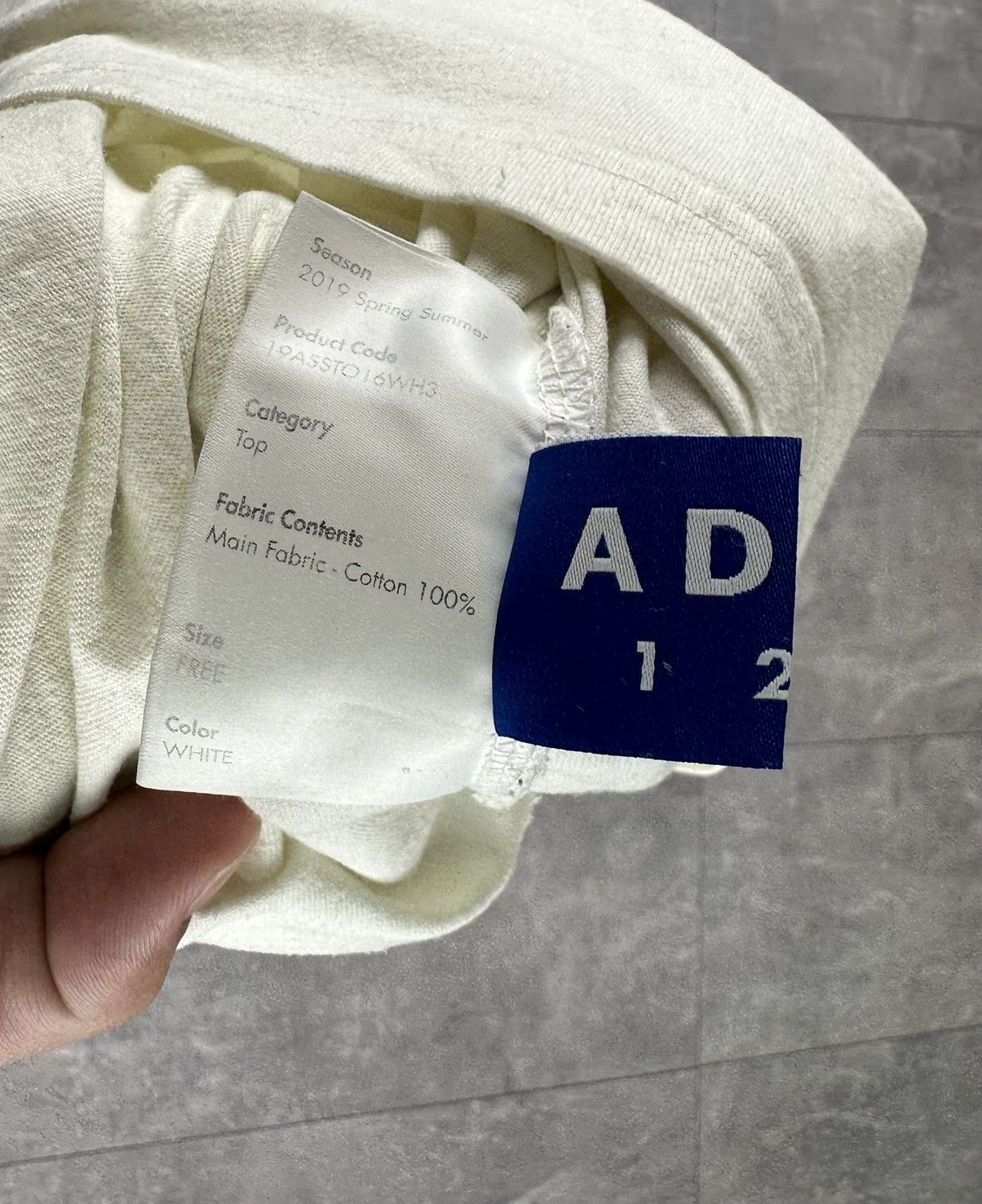 Ader Error Ade rerror 2019 Centr Logo Designer Korea T-Shit Size US L / EU 52-54 / 3 - 12 Thumbnail