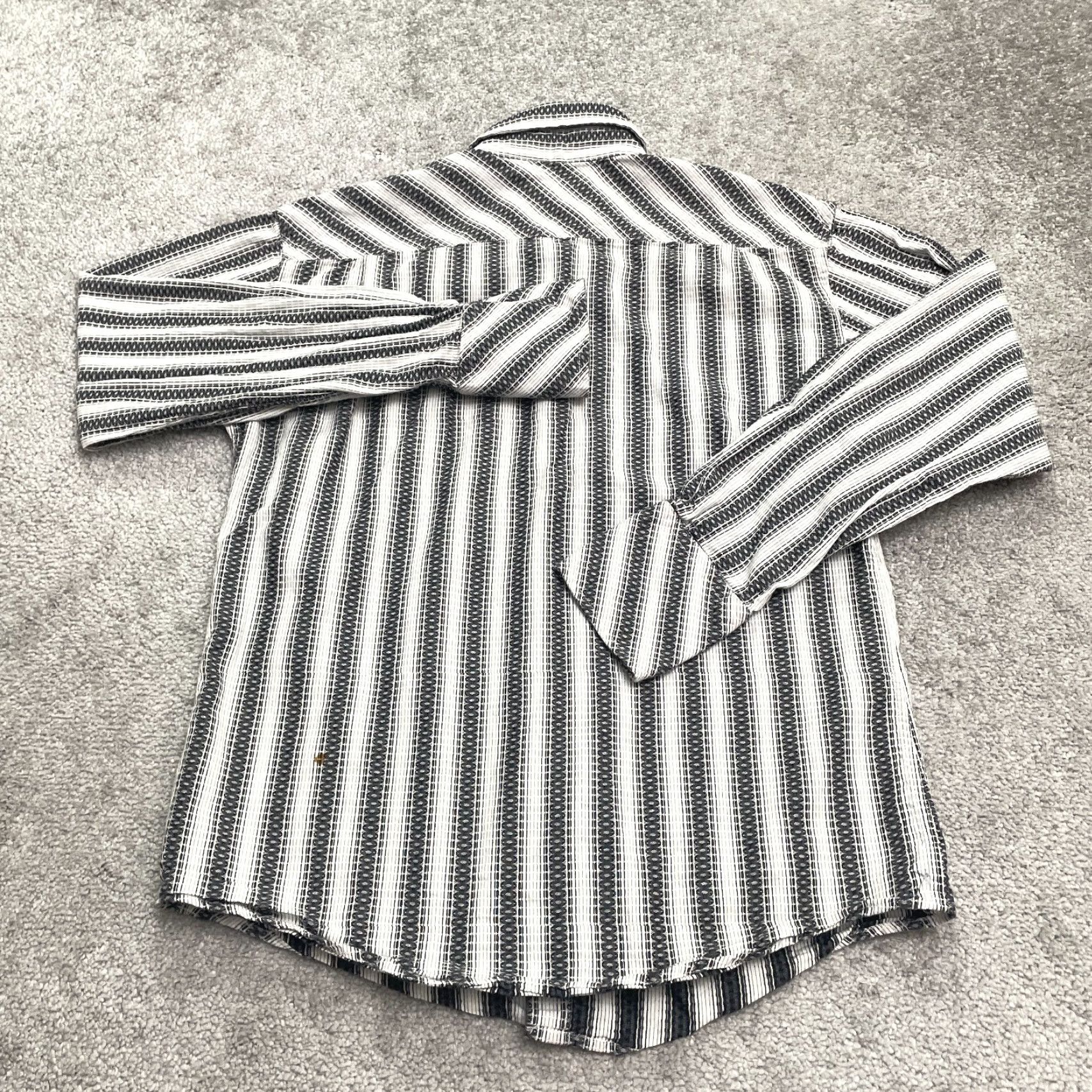 Ben Sherman Ben Sherman Seersucker Shirt Men’s Medium White/Black Striped Cotton Button-Down Size US M / EU 48-50 / 2 - 2 Thumbnail