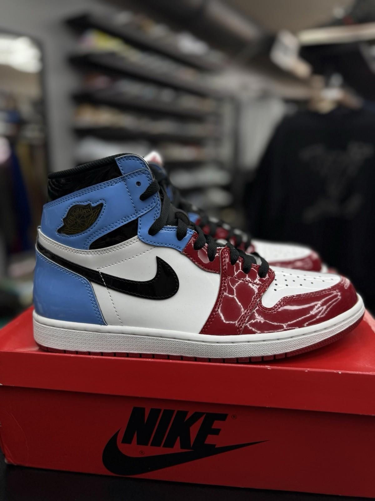 Jordan Brand Jordan 1 Retro High 'Fearless UNC Chicago' (Size 11.5) Size US 11.5 / EU 44-45 - 1 Thumbnail