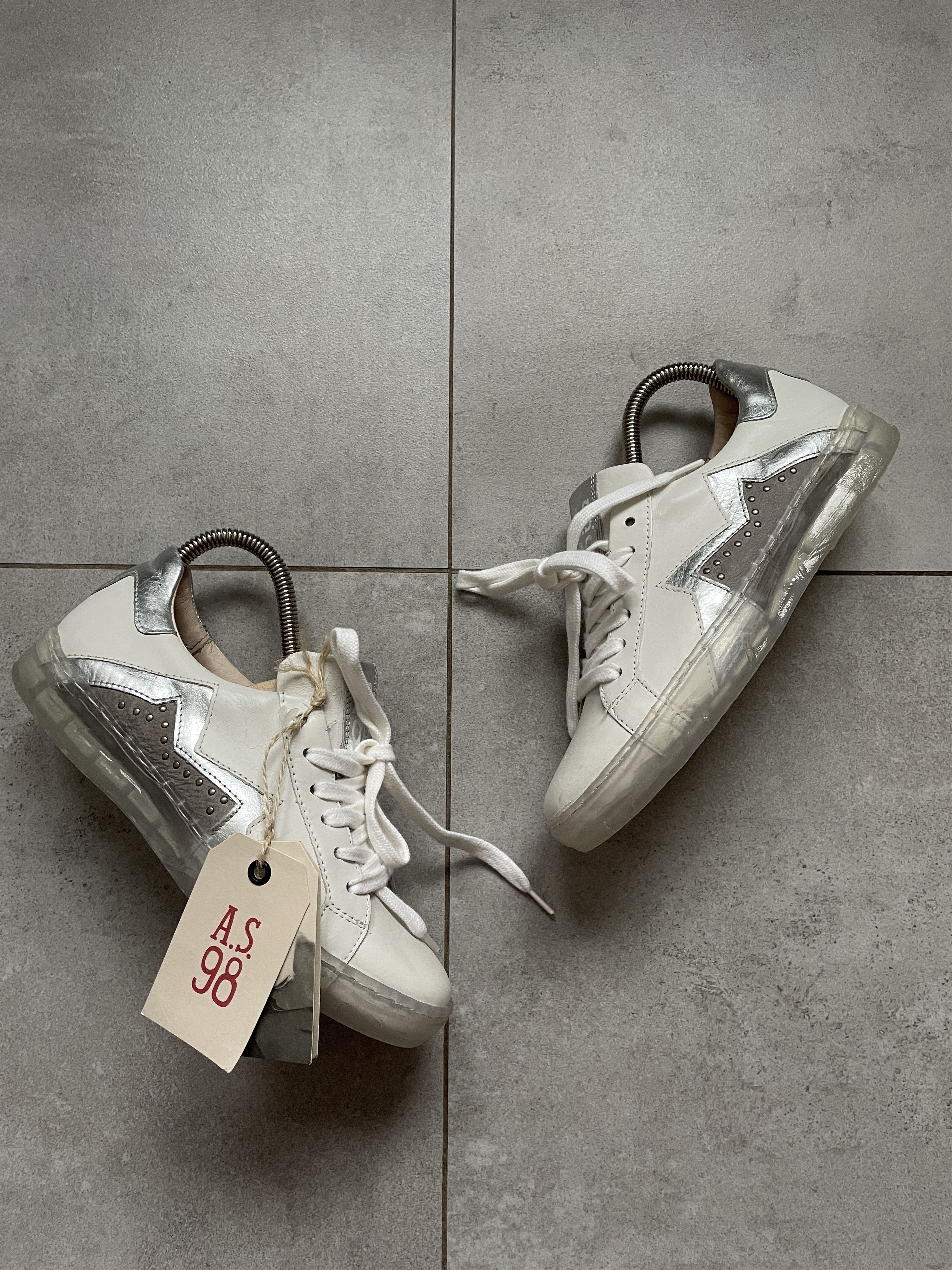A.S.98 A.S.98 WHITE LEATHER GOLDEN GOOSE TYPE SNEAKERS Size US 7 / EU 40 - 1 Thumbnail