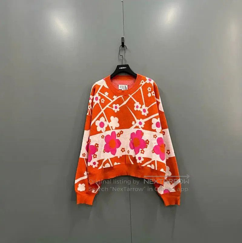 Maison Margiela Maison Margiela Orange Floral Knit Sweater . Size S / US 4 / IT 40 - 1 Thumbnail