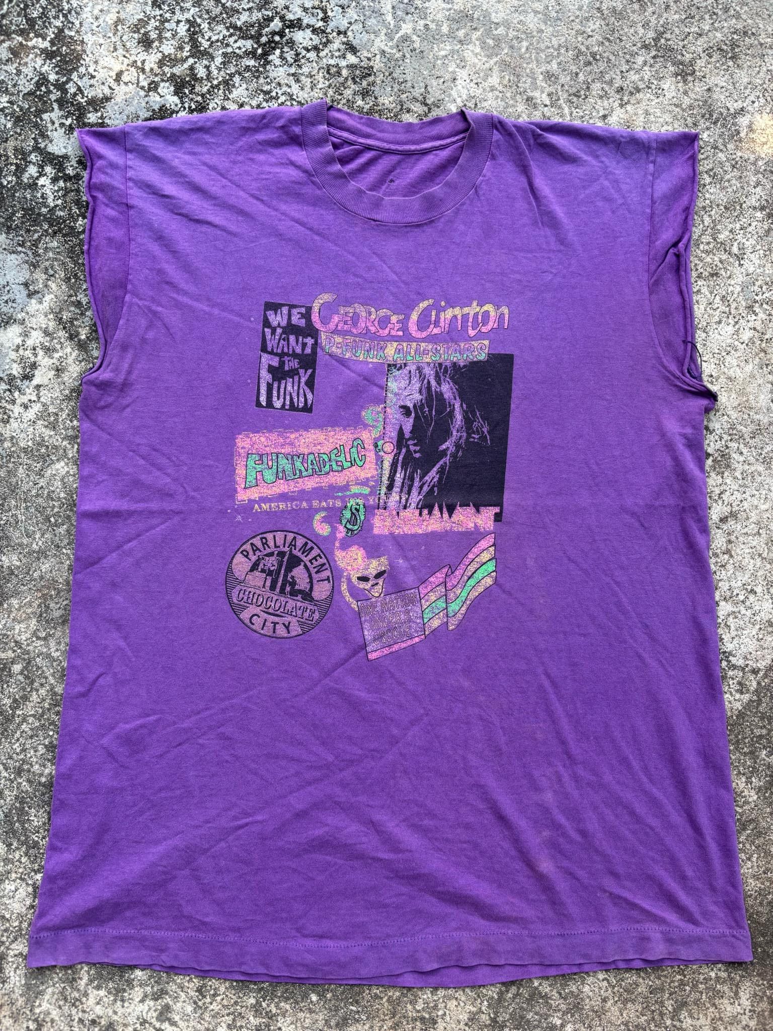 Vintage Vintage George Clinton "Parliament" Funkadelic T-Shirt Size US XXL / EU 58 / 5 - 1 Thumbnail