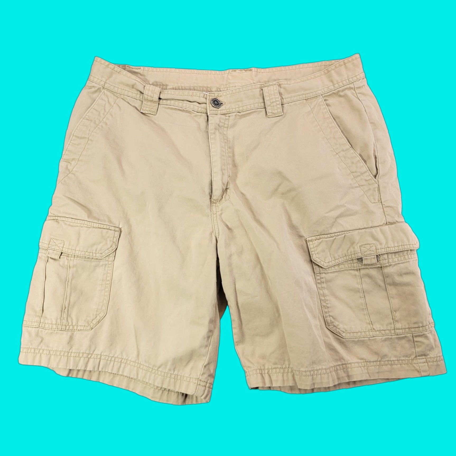 Vintage Columbia Cargo Shorts Mens 38 Khaki Cotton Utility Pockets Hiking Outdoor Trail Beige Shorts Mens Cargo Short 38 Inseam 10 Size US 38 / EU 54 - 1 Thumbnail