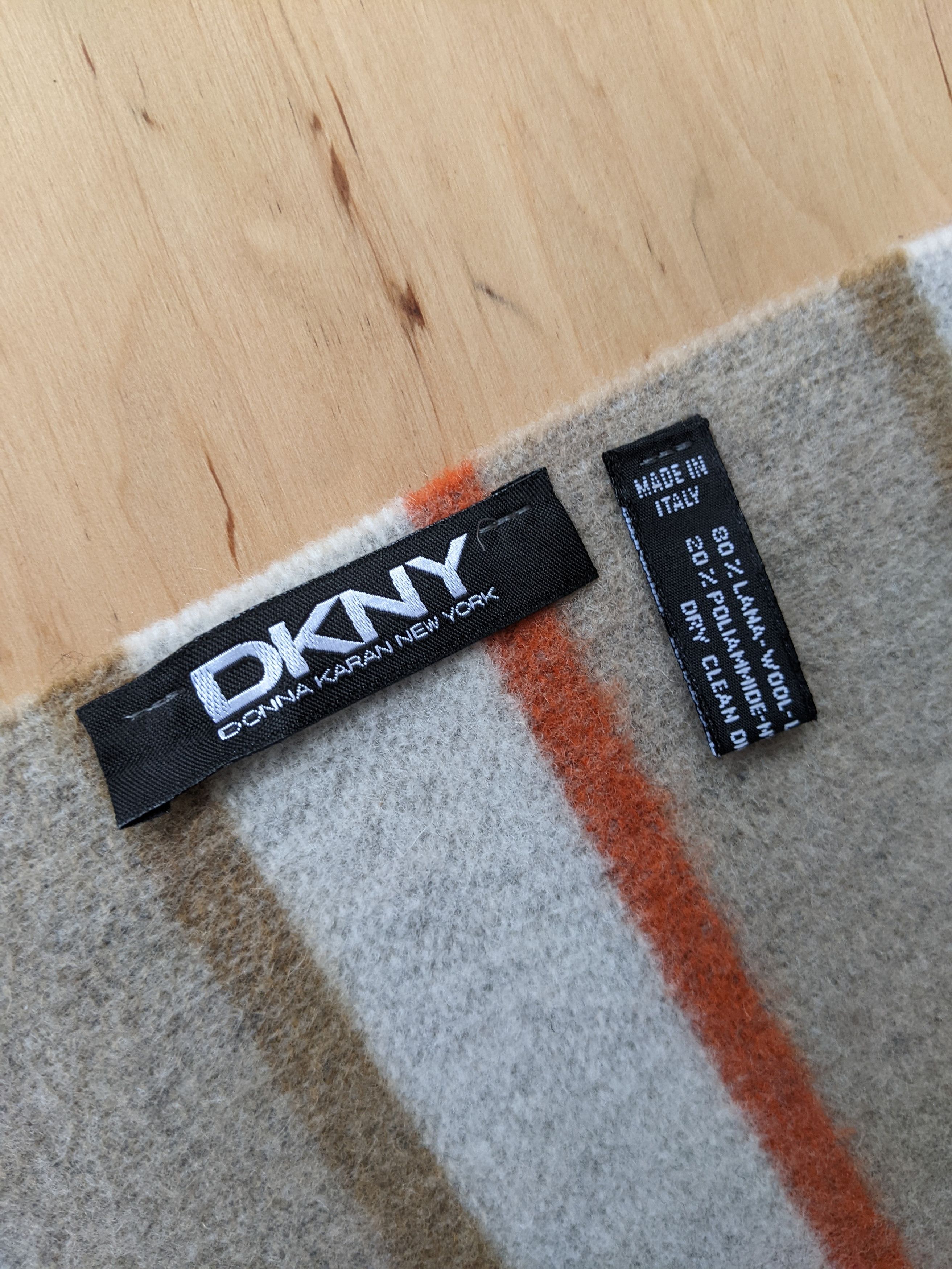 DKNY DKNY Wool Scarf Vintage Stussy Polo Ralph Lauren Burberry Size ONE SIZE - 6 Thumbnail