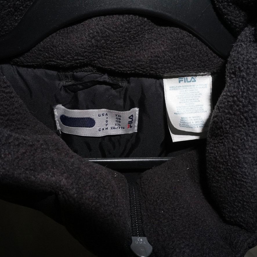 Fila XXL - Vintage Y2K Fila essential embroider puffer 00s jacket Size US XXL / EU 58 / 5 - 3 Thumbnail
