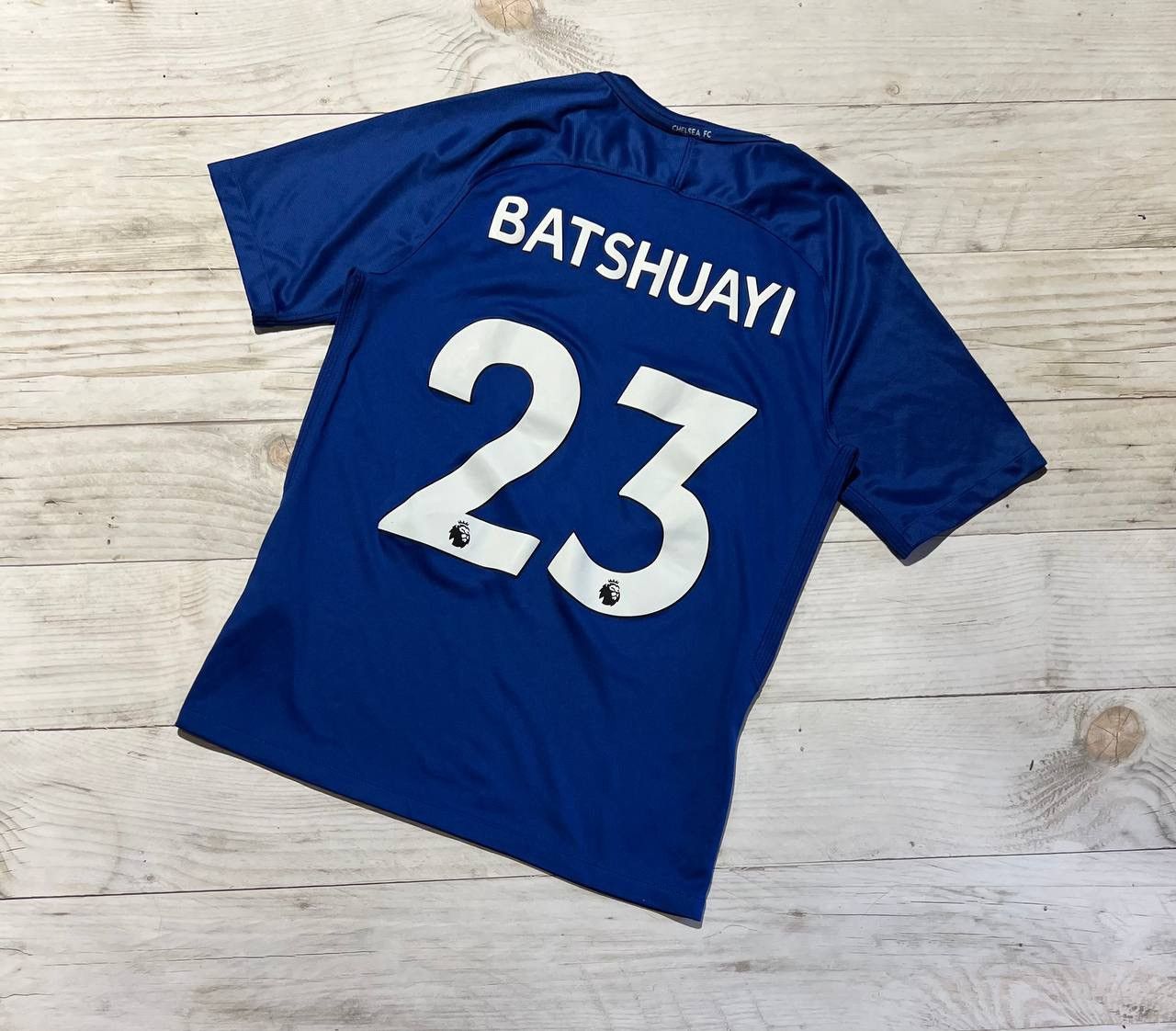 Chelsea Soccer Nike Chelsea 2017 2018 Batshuayi #23 Home Shirt Jersey Size US M / EU 48-50 / 2 - 2 Thumbnail